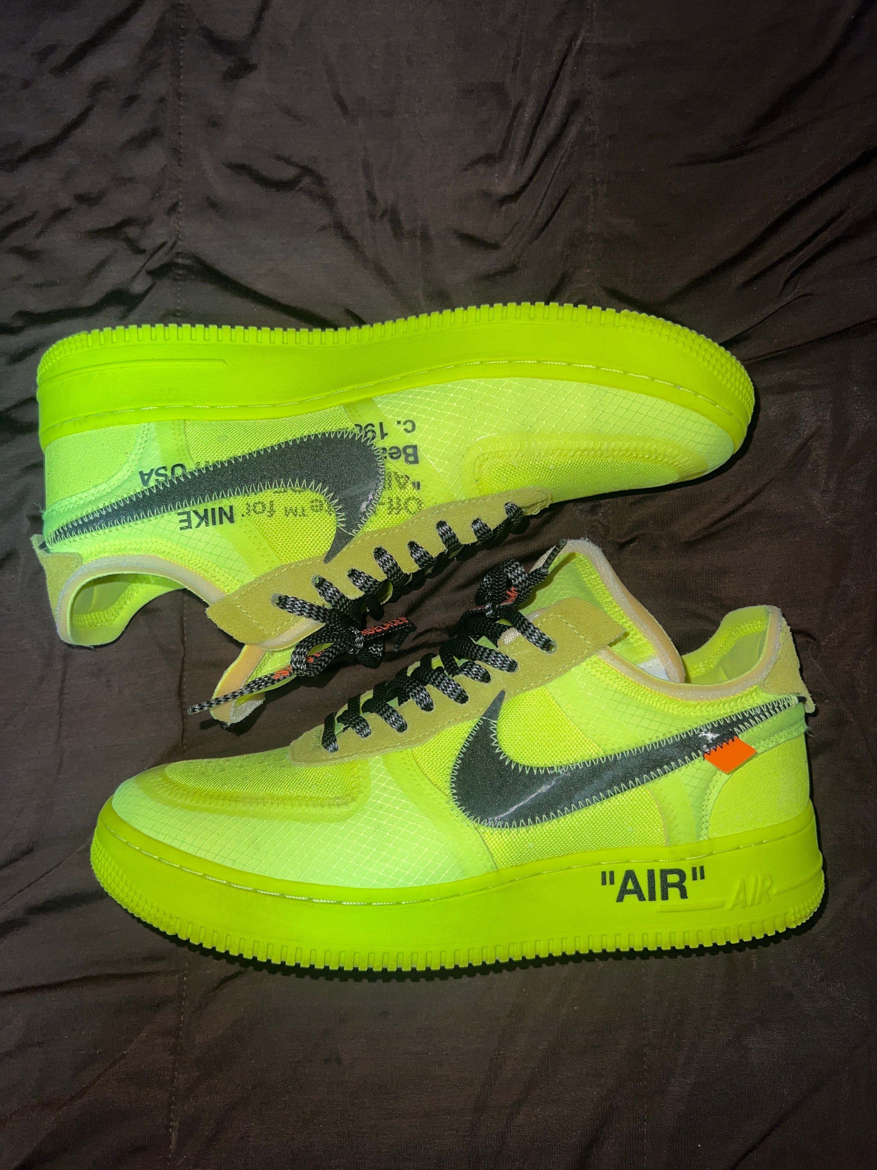 Off-White × Nike Air Force 1 Low "Volt"
