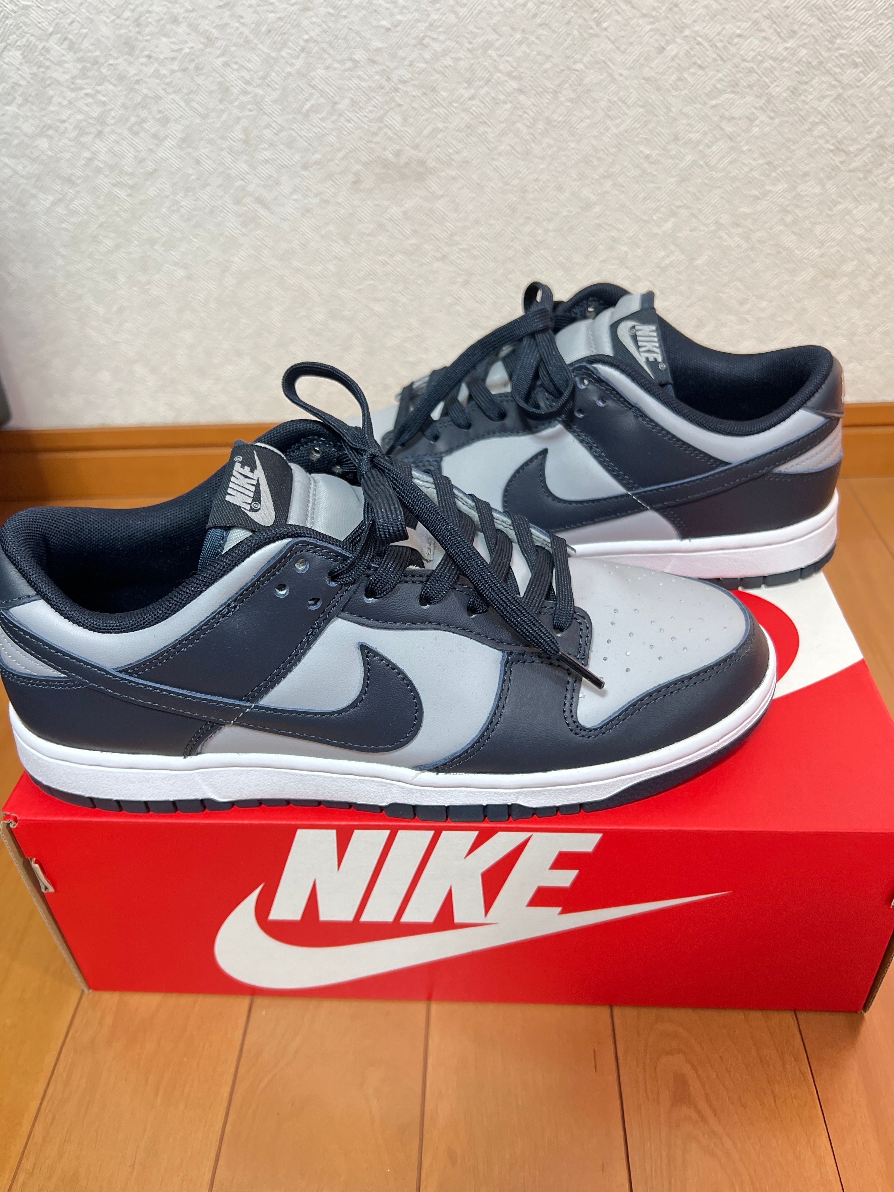 Nike Dunk Low "Championship Grey"