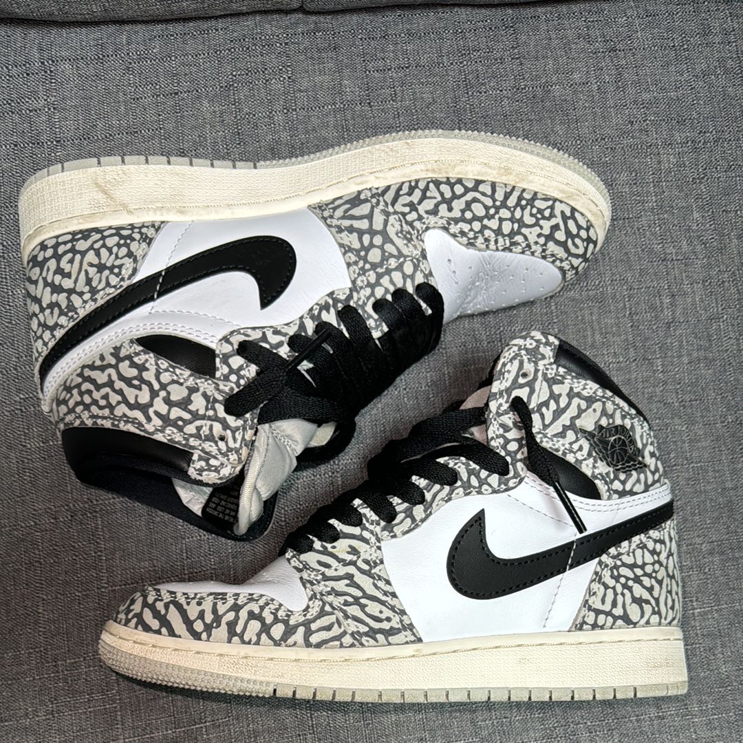 Nike GS Air Jordan 1 High OG "White Cement"