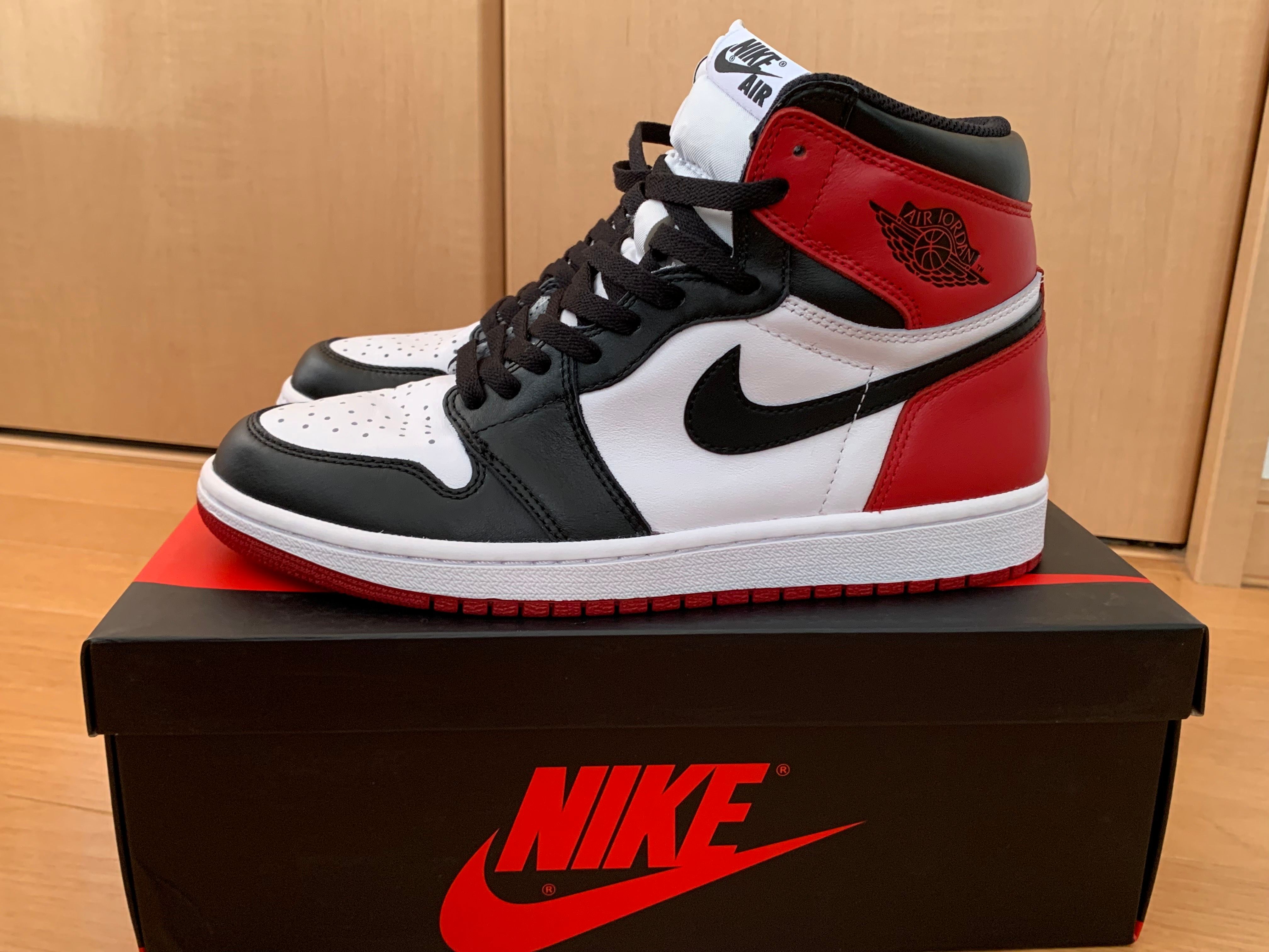 Nike Air Jordan 1 Retro High OG "Black Toe"(2016)
