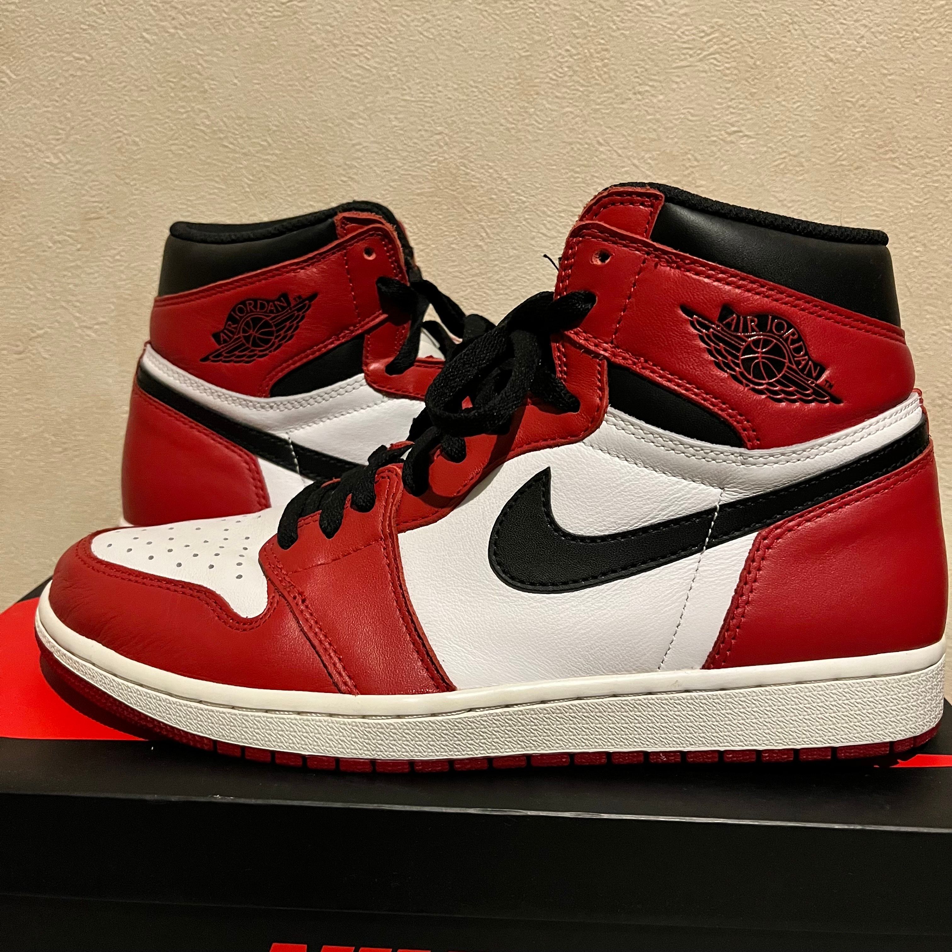 Nike Air Jordan 1 Retro High "Chicago" (2015)