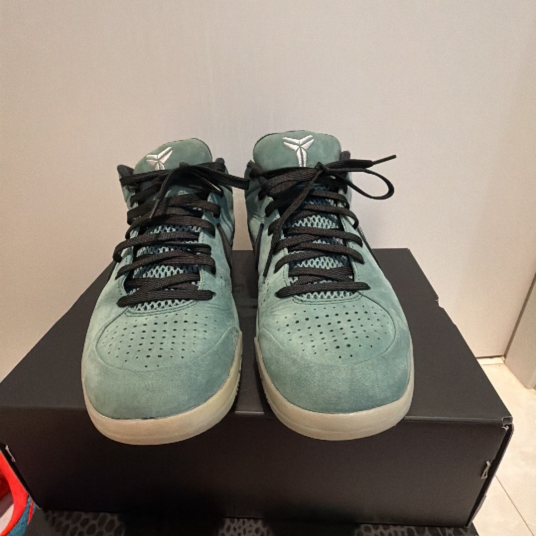 Nike Kobe 4 Protro "Girl Dad"