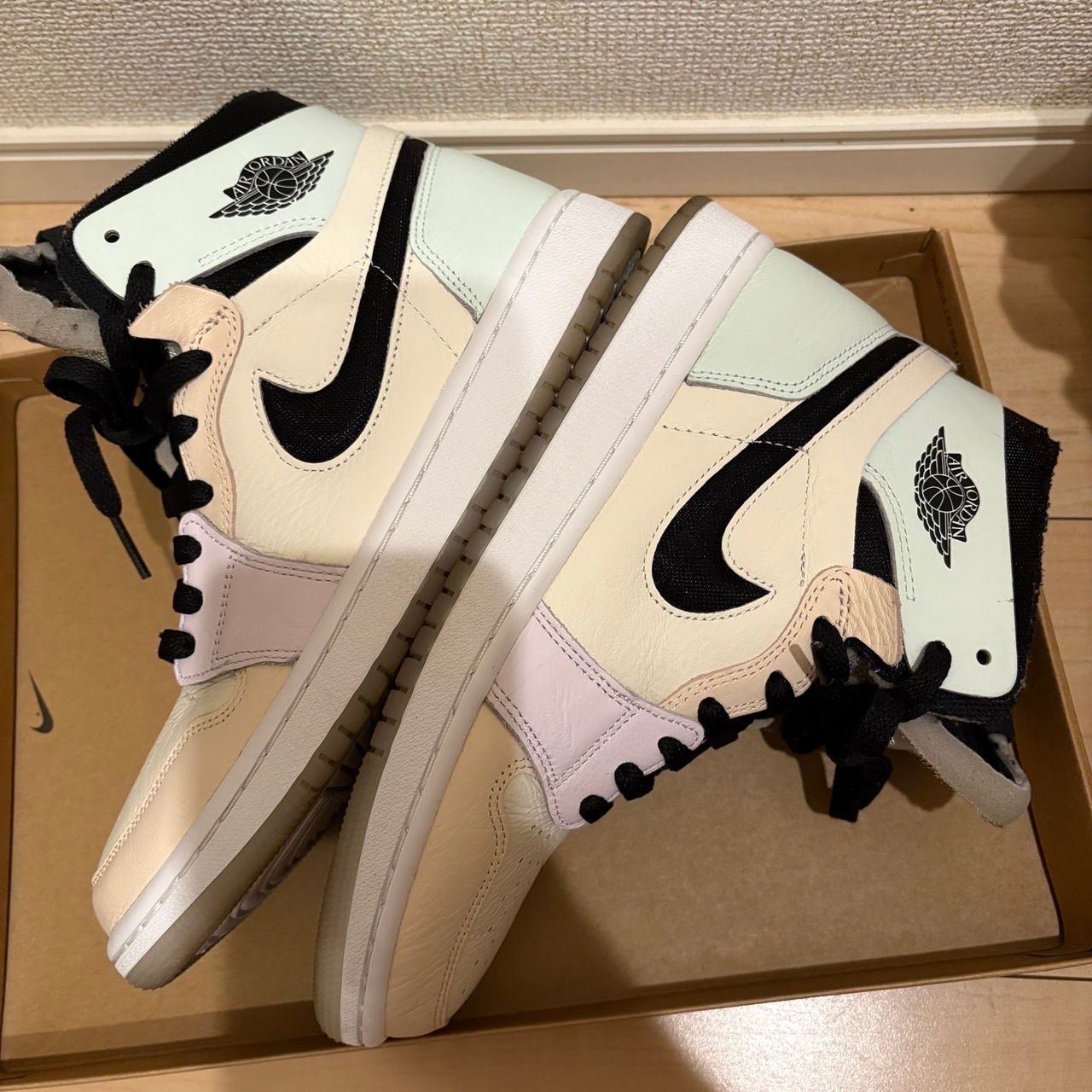 Nike Women's Air Jordan 1 High Zoom Air Comfort "Easter"