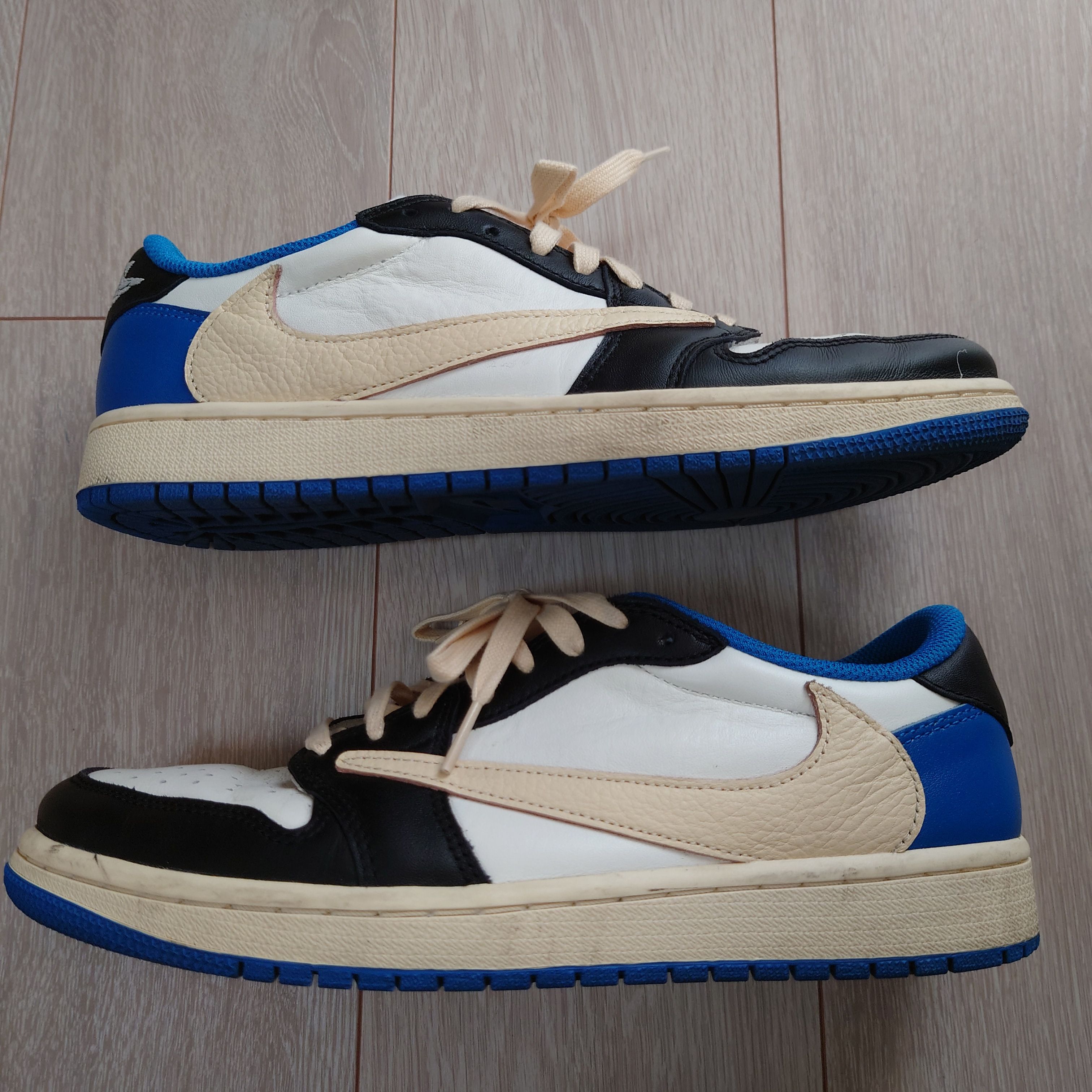 Travis Scott × fragment design × Nike Air Jordan 1 Low OG SP "Military Blue"