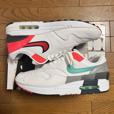 AIR MAX 1 "EVOLUTION OF ICONS"