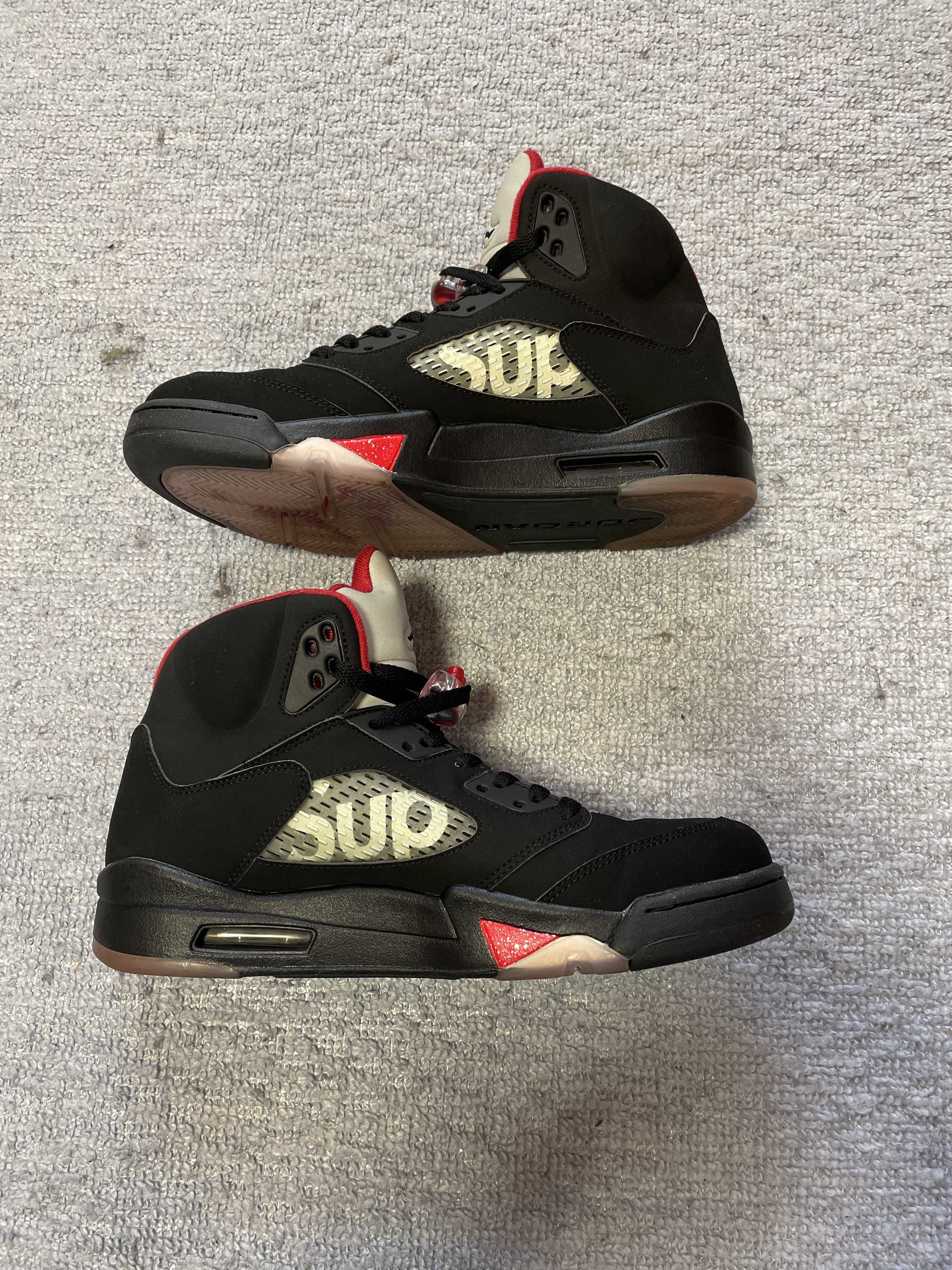 Supreme × Nike Air Jordan 5 Retro "Black"