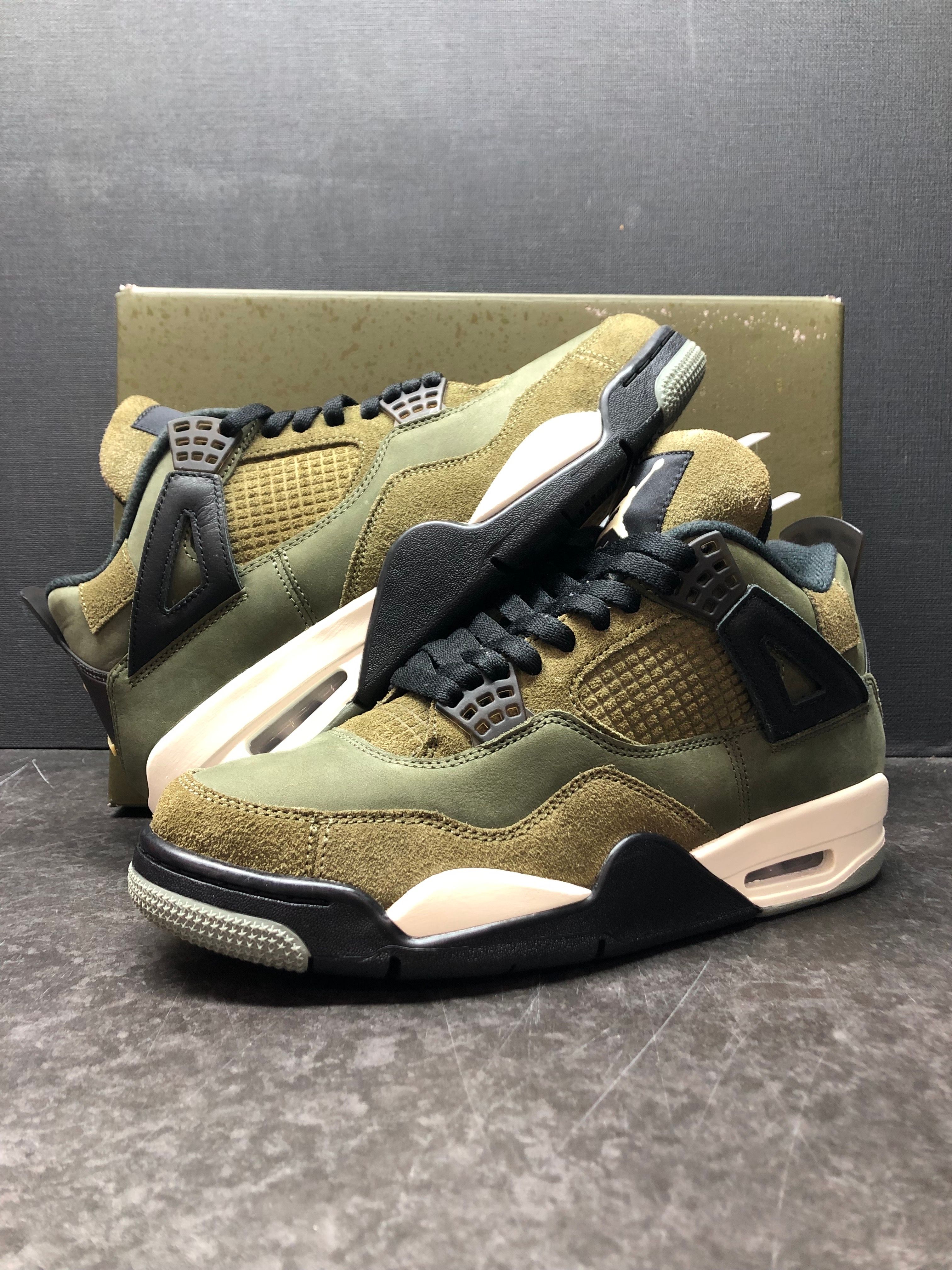 Nike Air Jordan 4 Retro SE Craft "Olive"