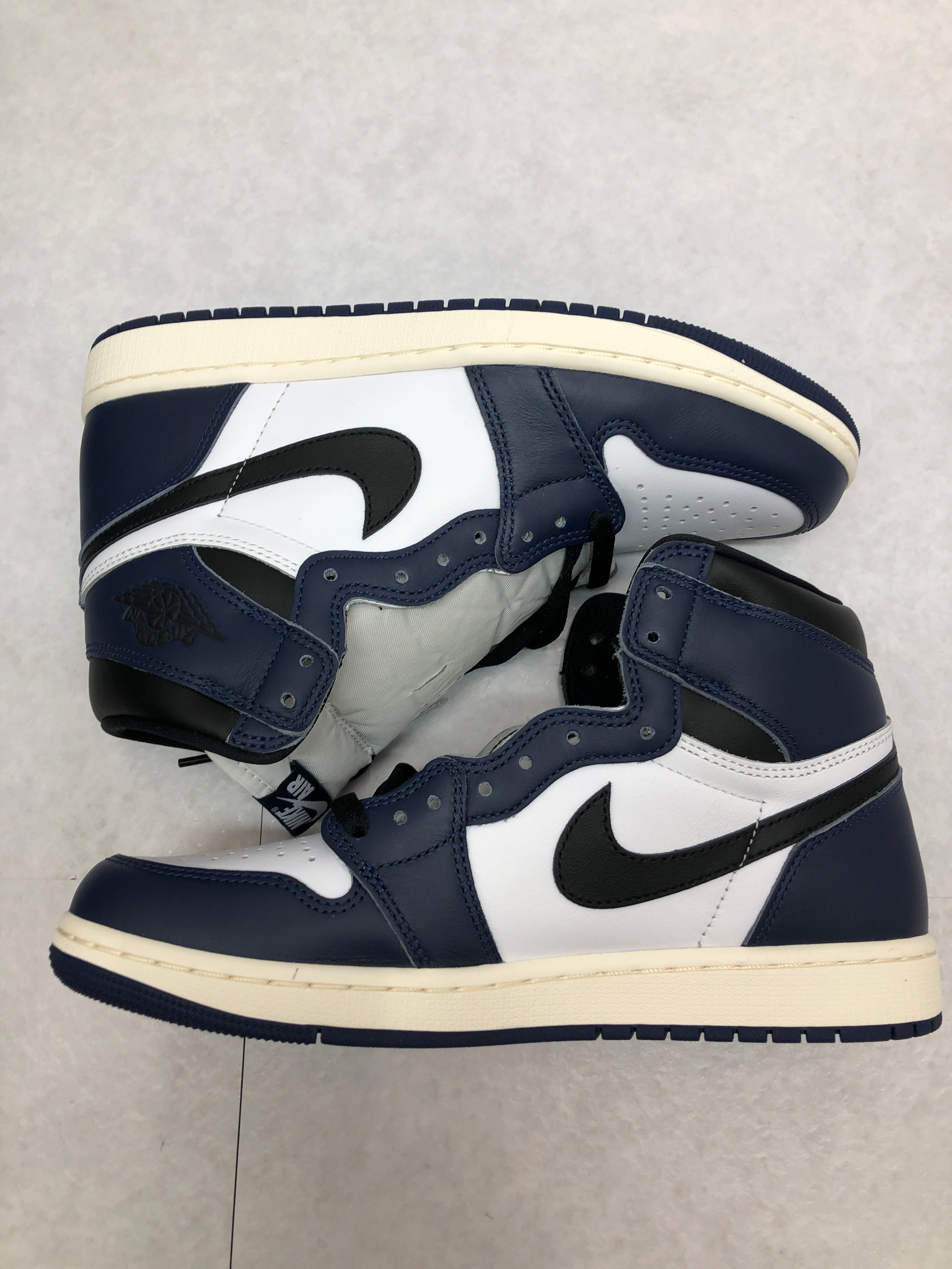 Nike Air Jordan 1 Retro High OG "Midnight Navy"