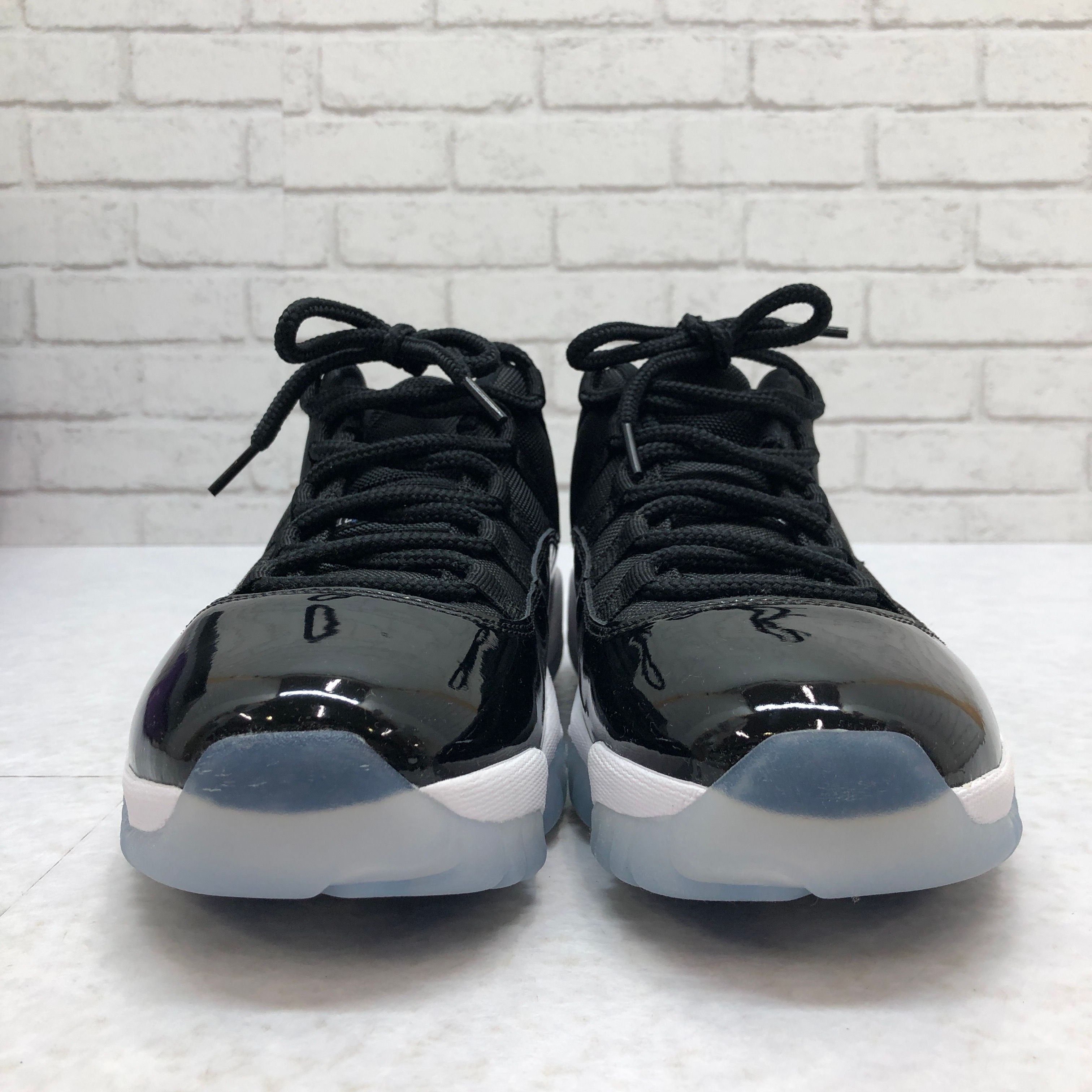 Nike Air Jordan 11 Retro Low "Black and Varsity Royal/Space Jam"