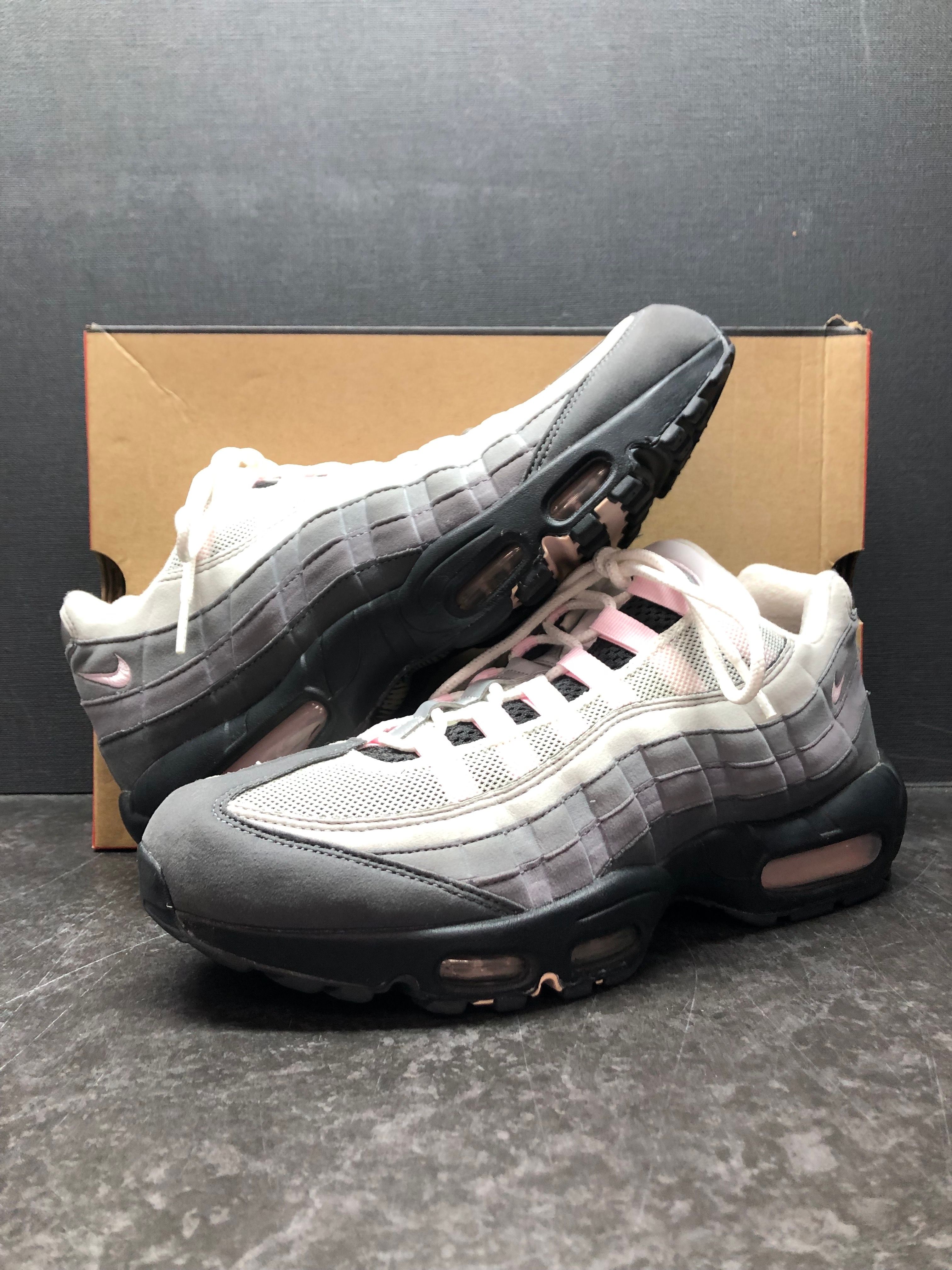 Nike Air Max 95 "Gunsmoke/Pink Foam"