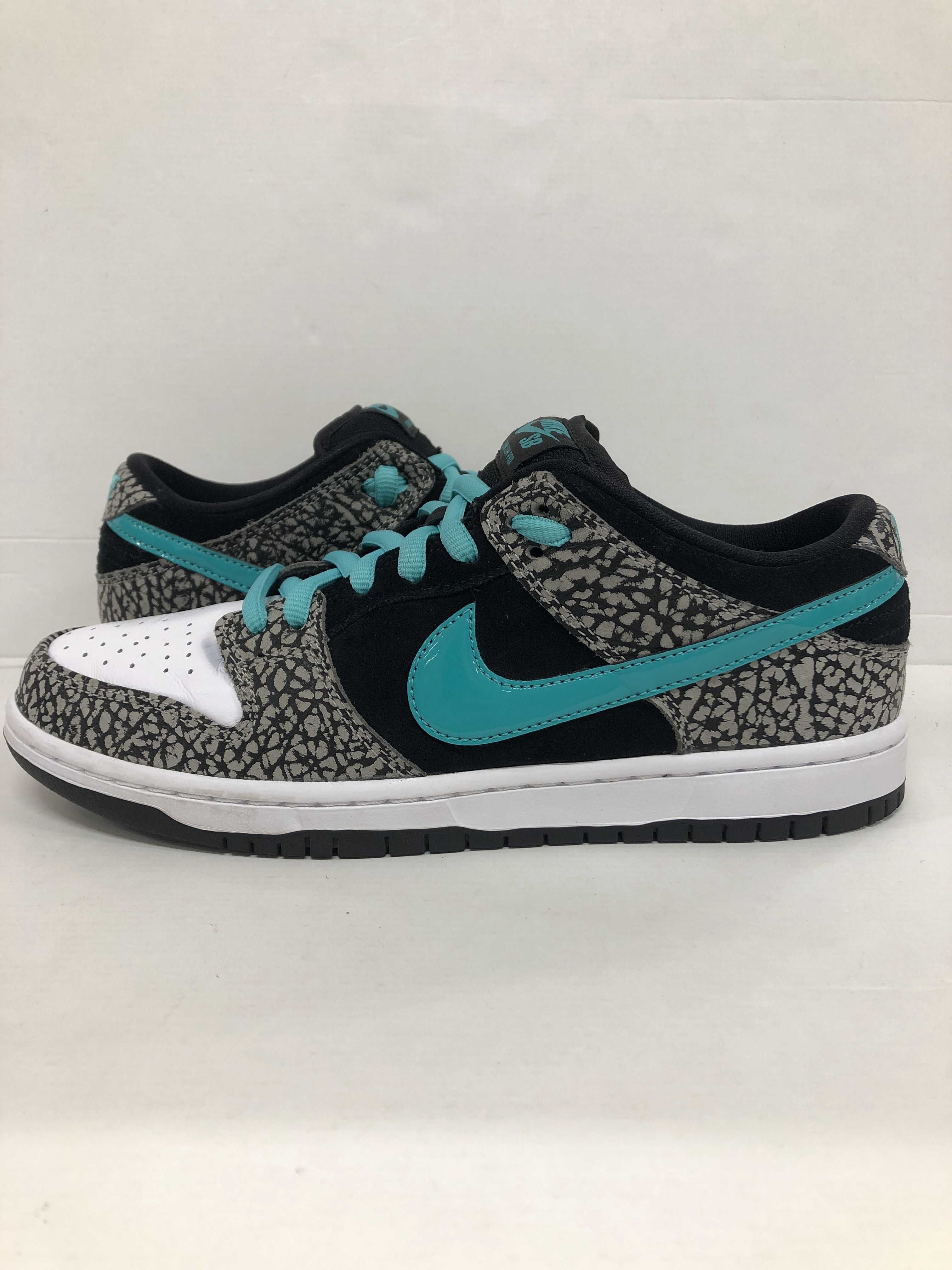Nike SB Dunk Low "Elephant/Safari"