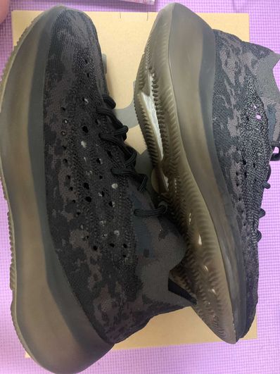 adidas YEEZY Boost 380 "Onyx"