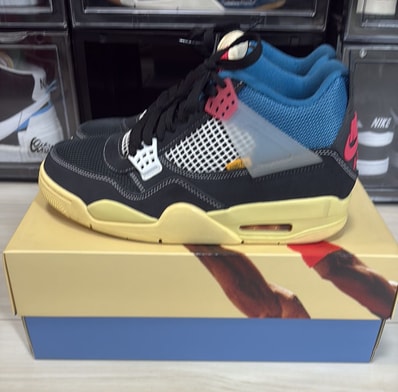 UNION × Nike Air Jordan 4 "Off Noir"