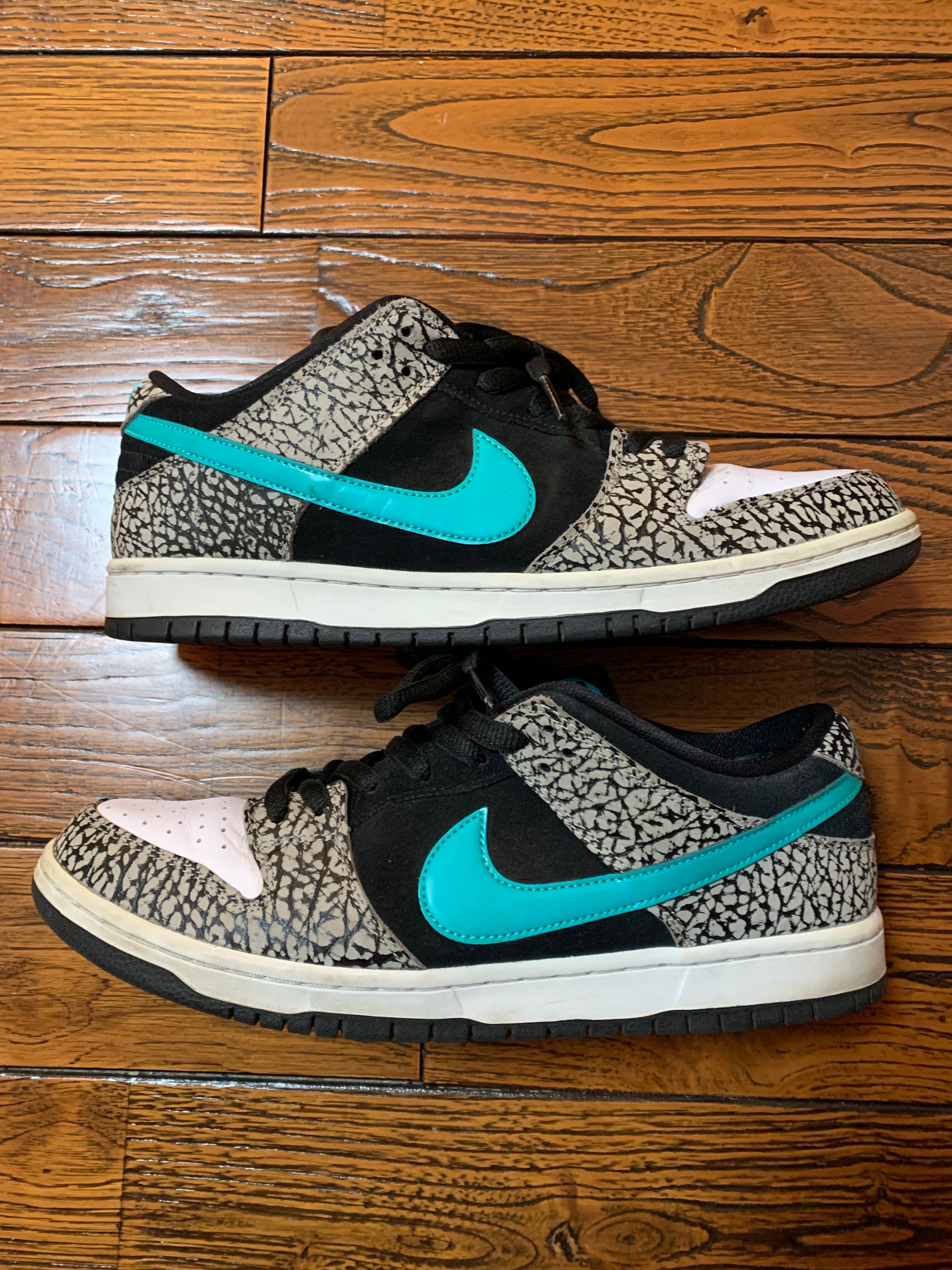 Nike SB Dunk Low "Elephant/Safari"