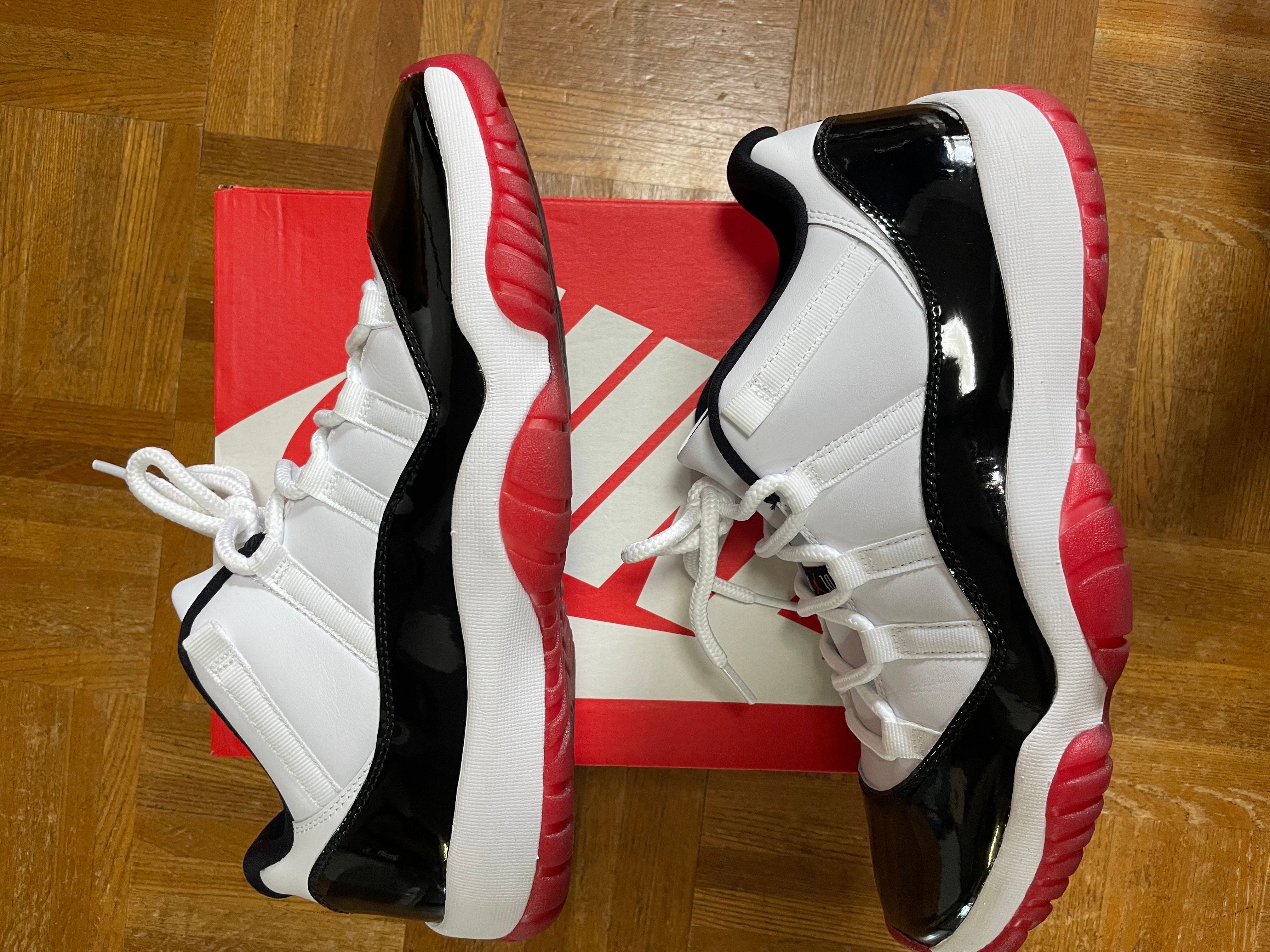 Nike Air Jordan 11 Low "Gym Red"
