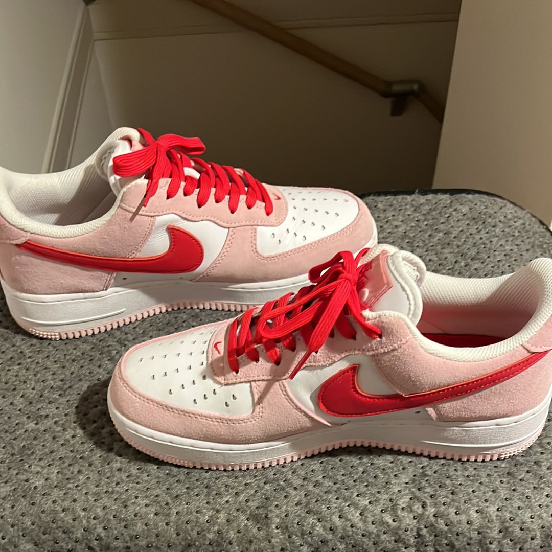 Nike Air Force 1 Low '07 "Valentine's Day"