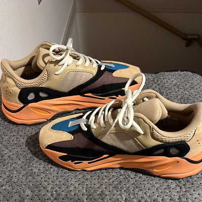 adidas YEEZY Boost 700 "Enflame Amber"