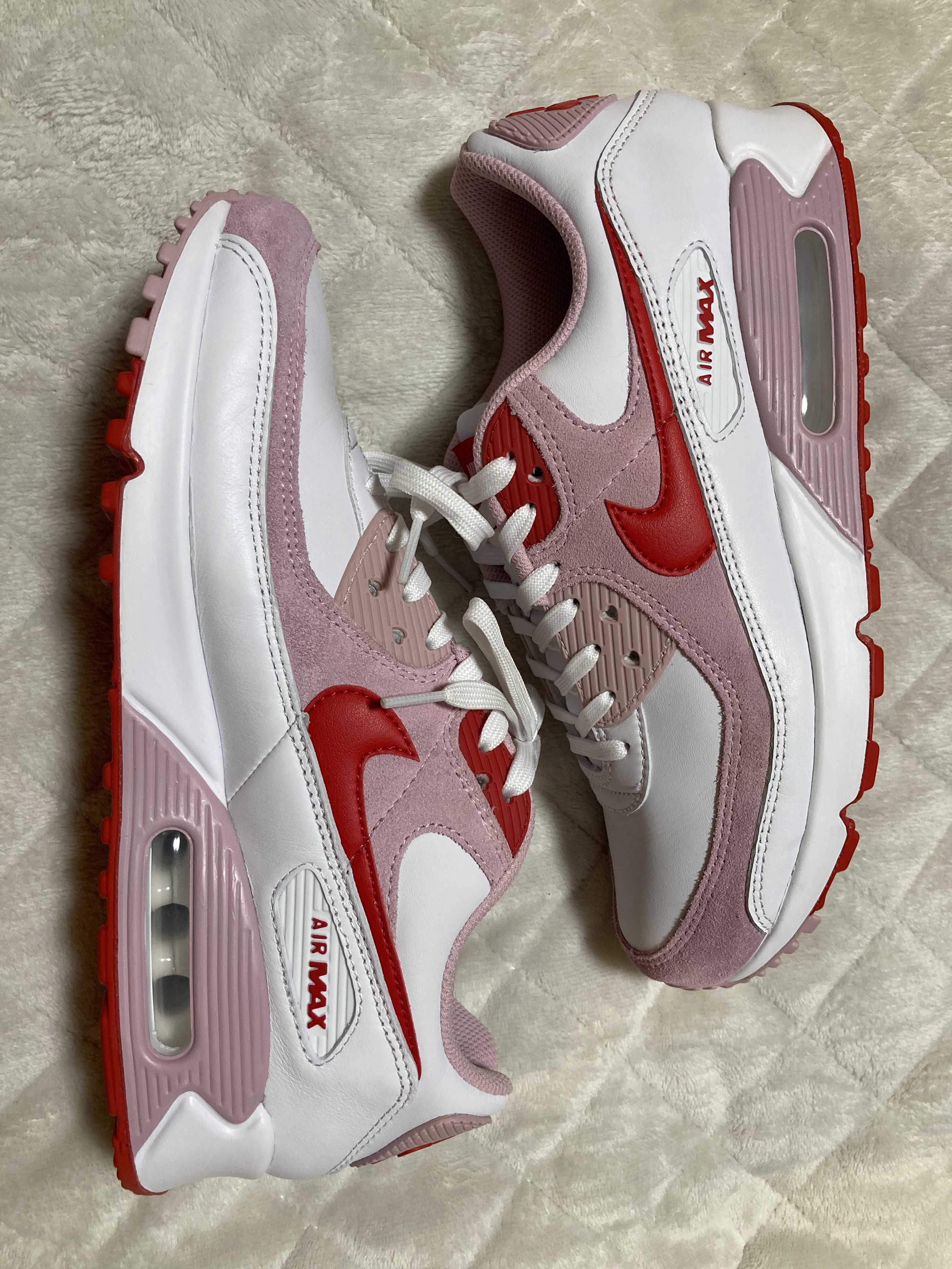 Nike Women's Air Max 90 "Valentine’s Day"