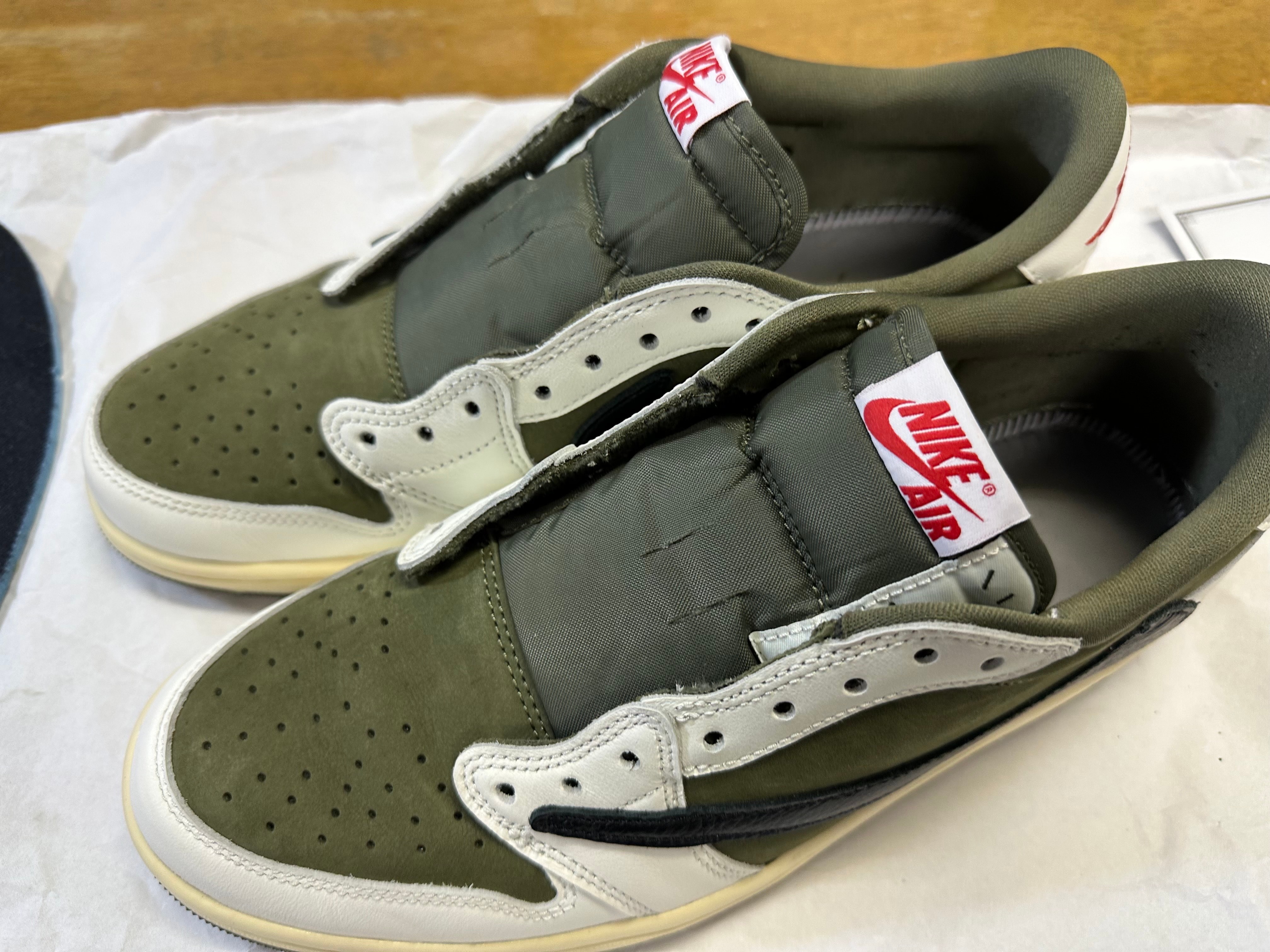 トラヴィススコット × ナイキ エアジョーダン1 ロー OG SP "リバースオリーブ"