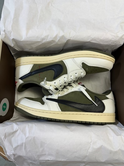 Travis Scott × Nike Air Jordan 1 Low OG SP "Reverse Olive"