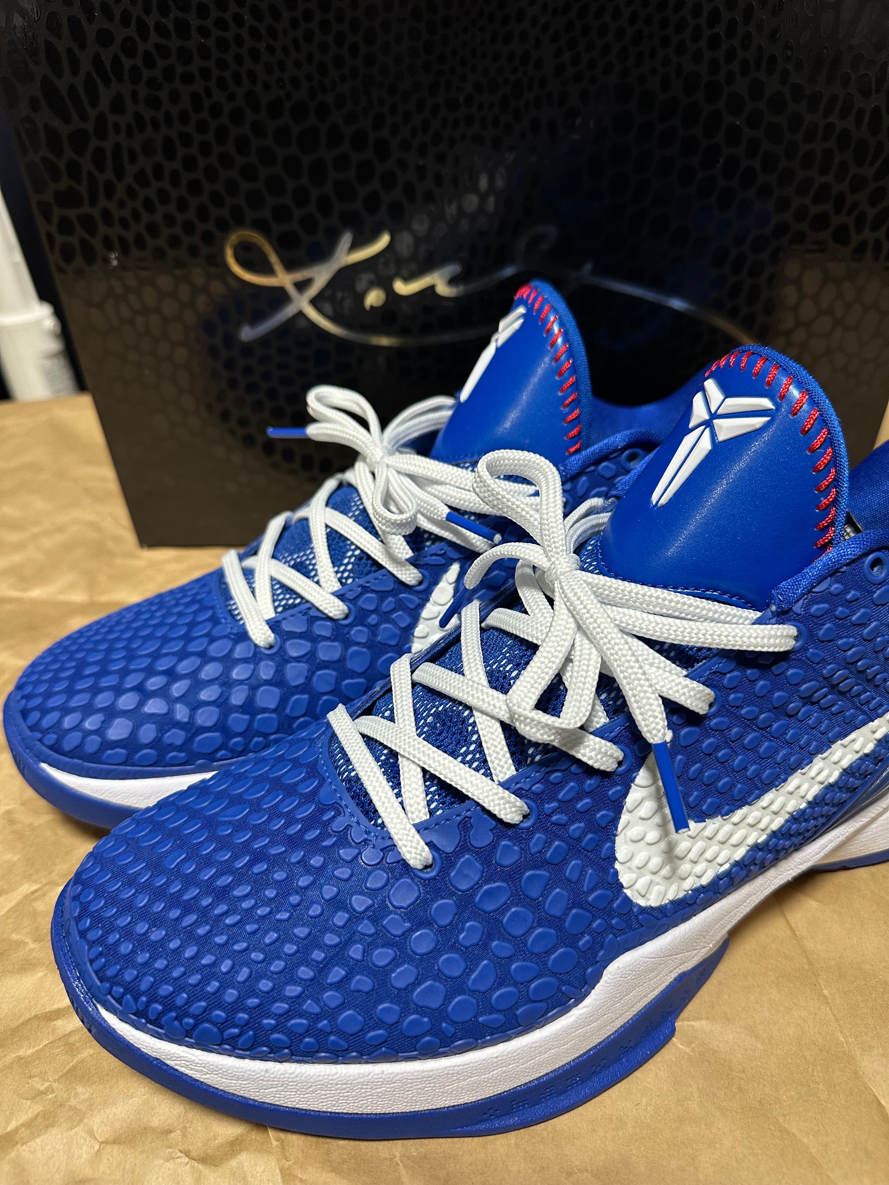 ナイキ コービー6 プロトロ "ドジャース/ゲームロイヤル"