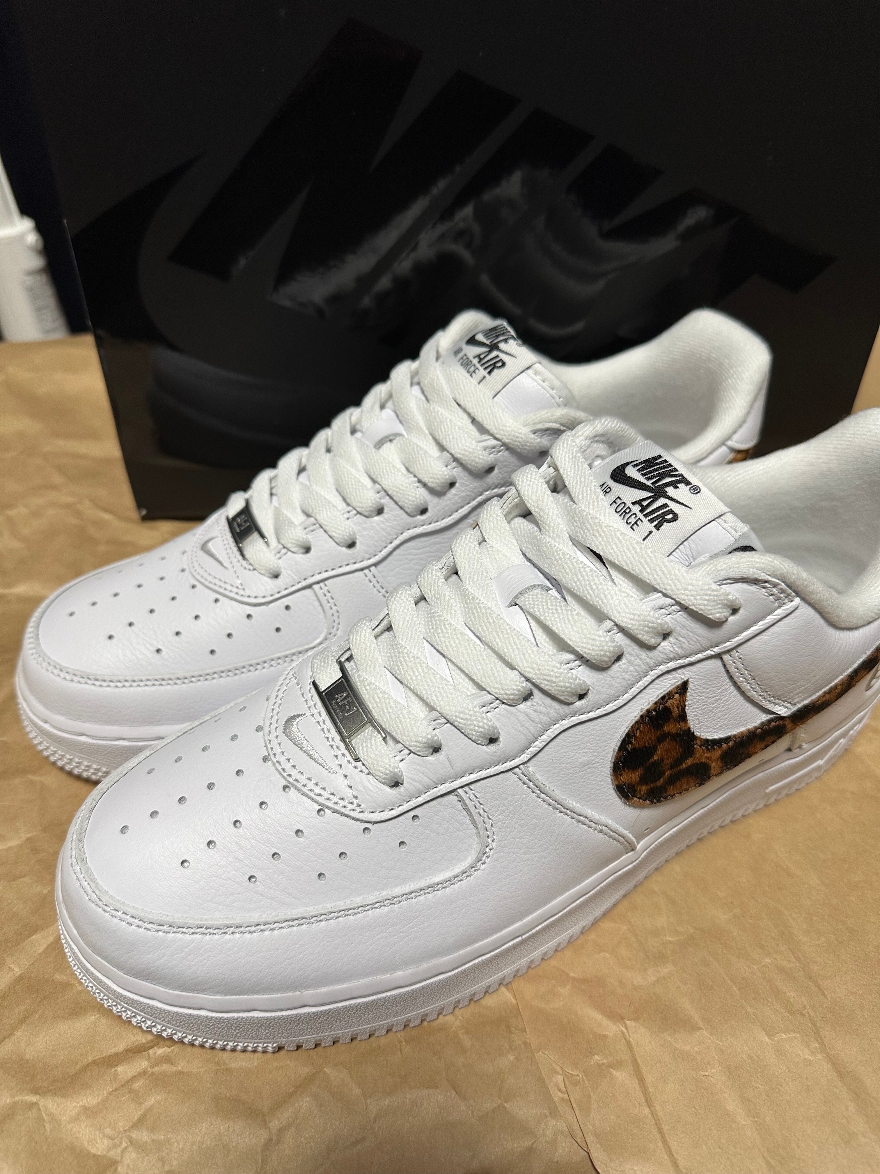 GOODENOUGH × Supreme × Nike Air Force 1 Low "White/Leopard" (25SS Week15)