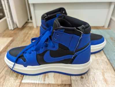 Nike Women's Air Jordan 1 High Elevate "Hyper Royal"