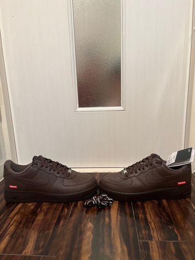 Supreme × Nike Air Force 1 Low "Baroque Brown"