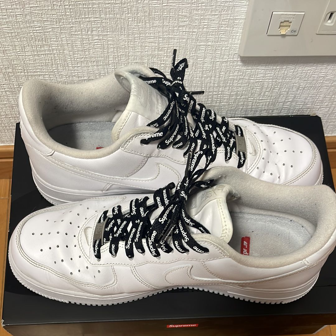 Supreme × Nike Air Force 1 Low "White"