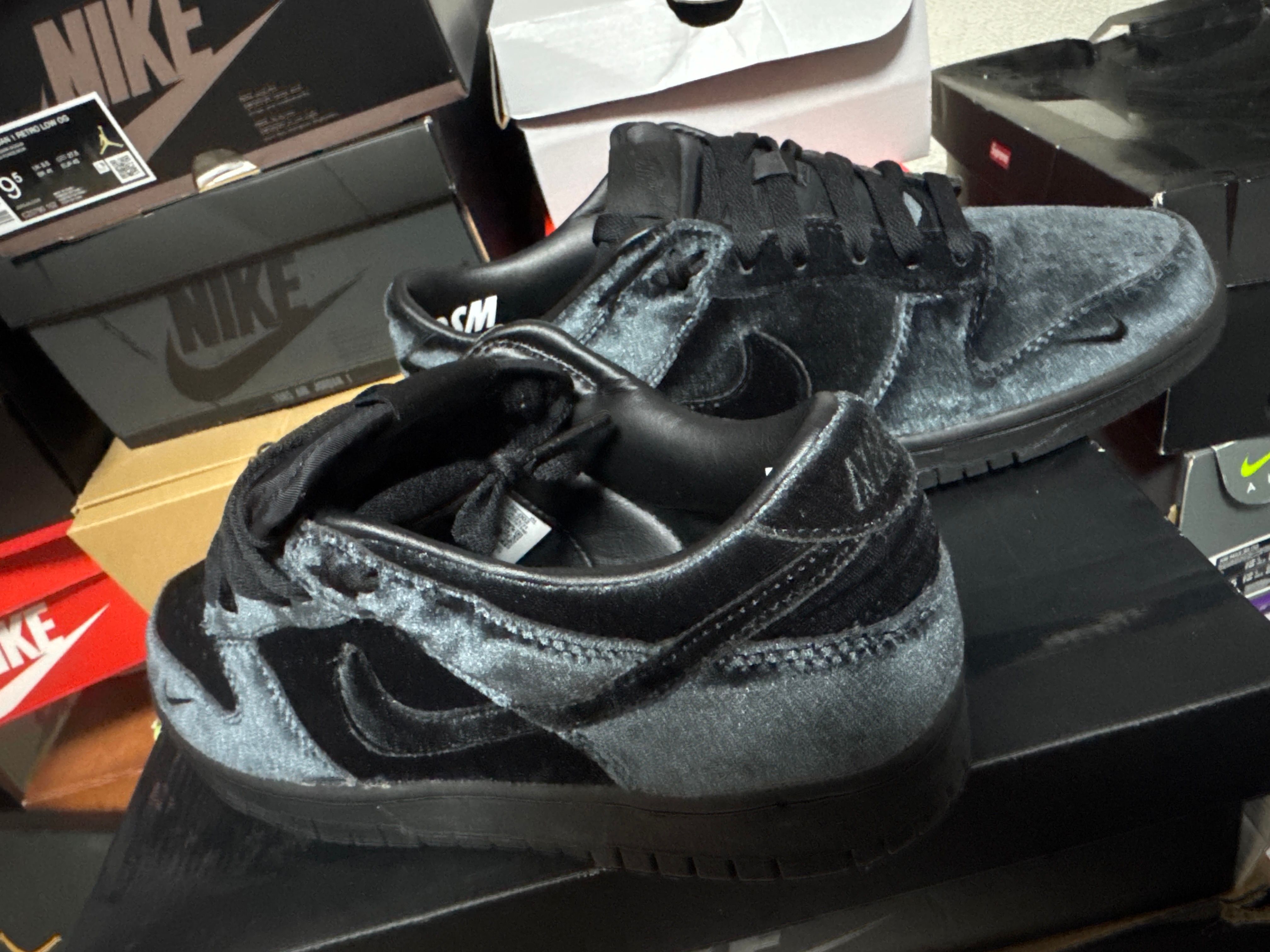 Dover Street Market × Nike Dunk Low "Triple Black"
