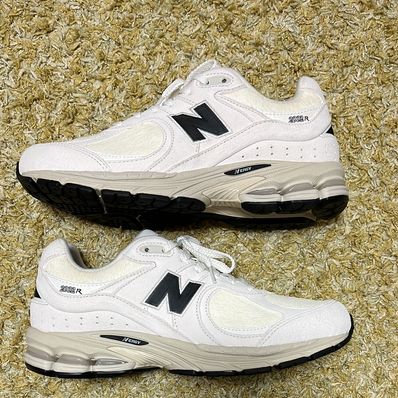 New Balance 2002R WHITE PACK "White Fur"