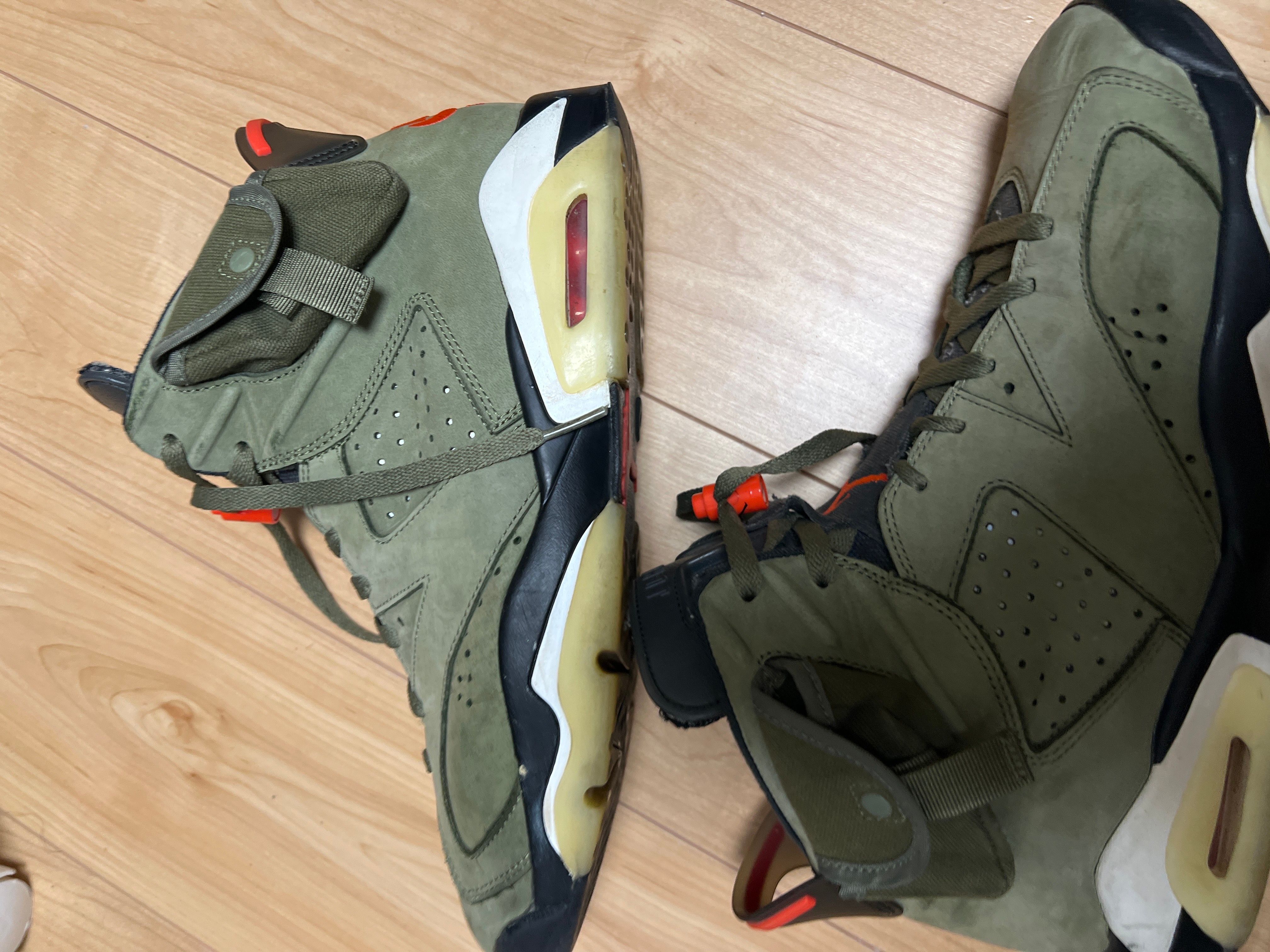 Travis Scott × Nike Air Jordan 6 Retro "Medium Olive"