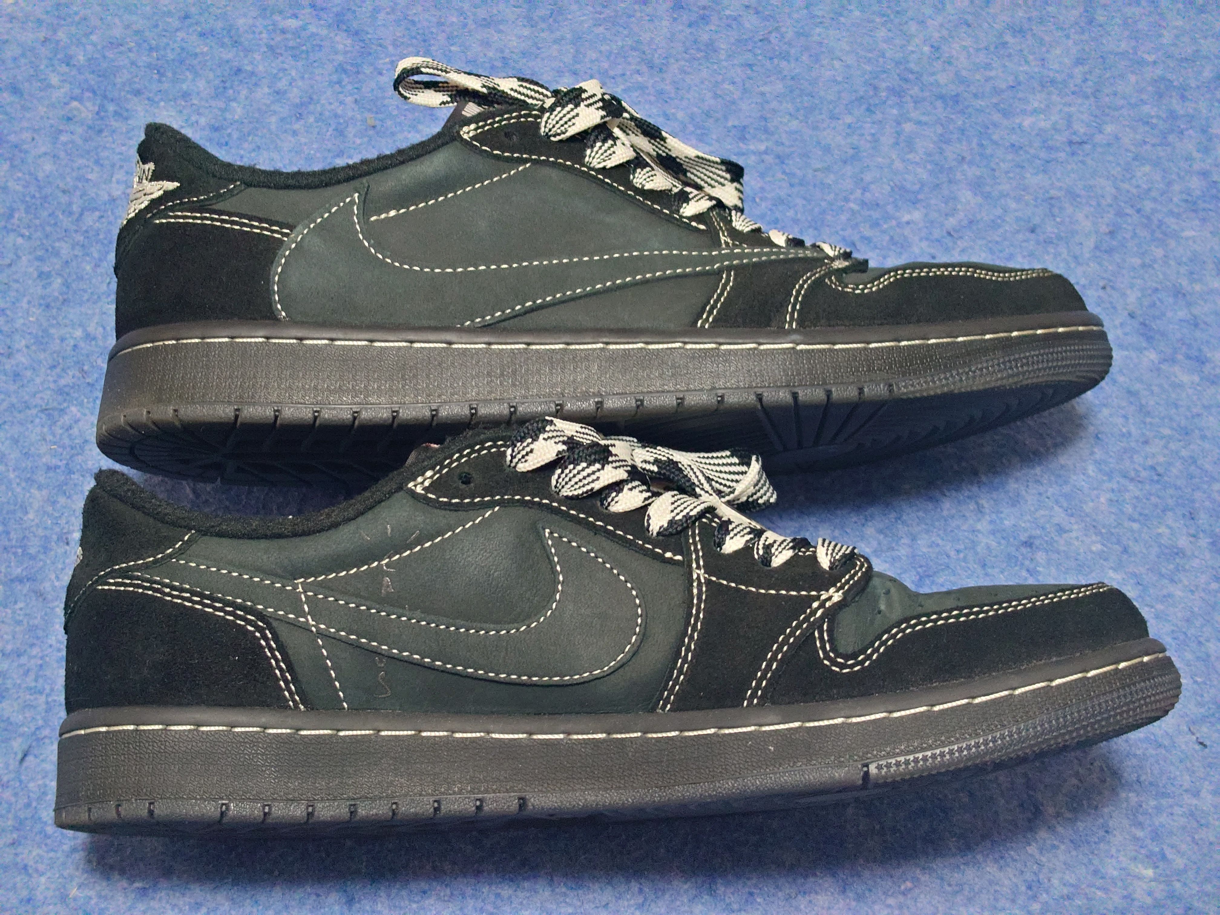 Travis Scott × Nike Air Jordan 1 Low OG SP "Black Phantom"