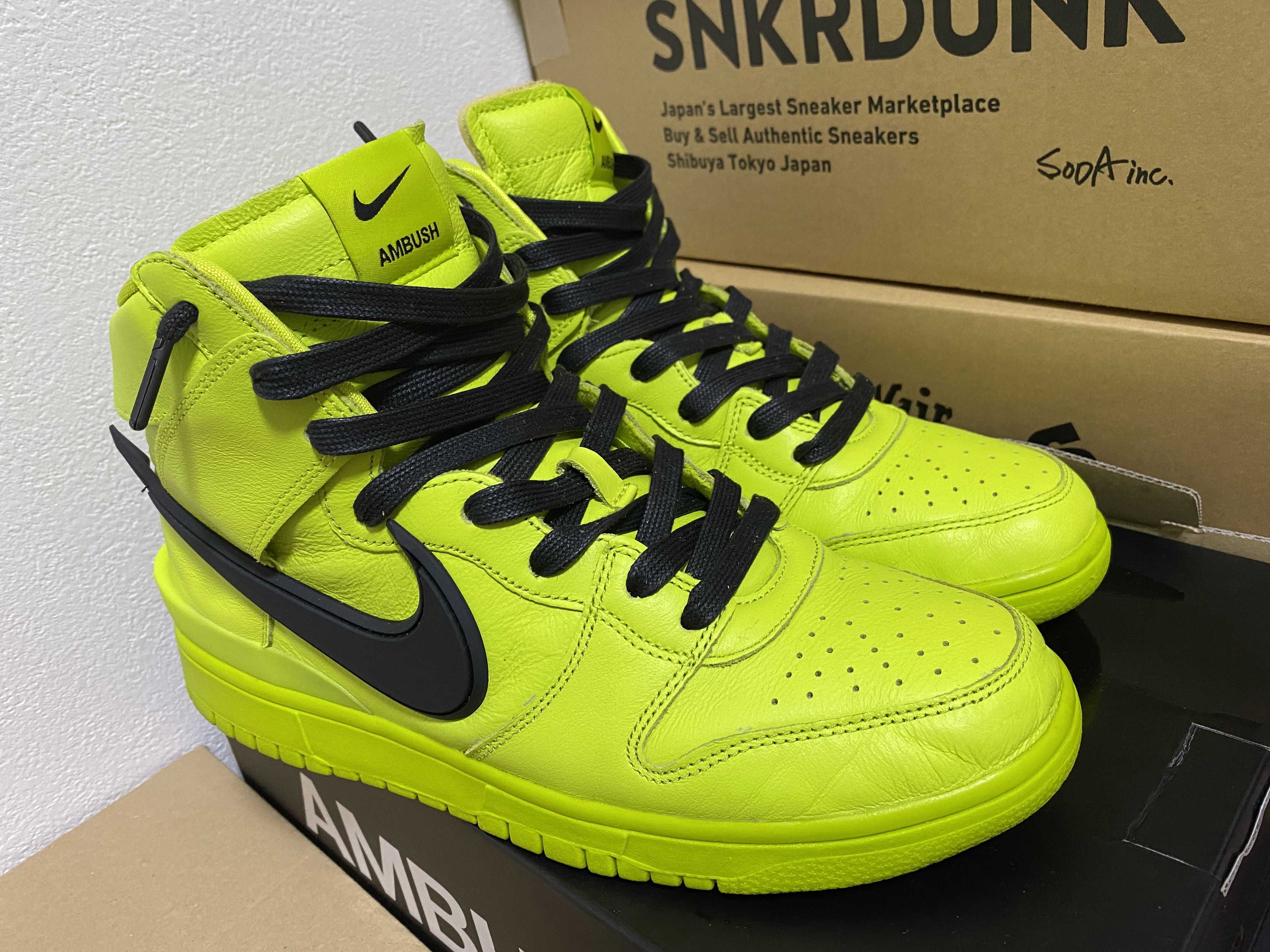 AMBUSH × NIKE DUNK HIGH "FLASH LIME"