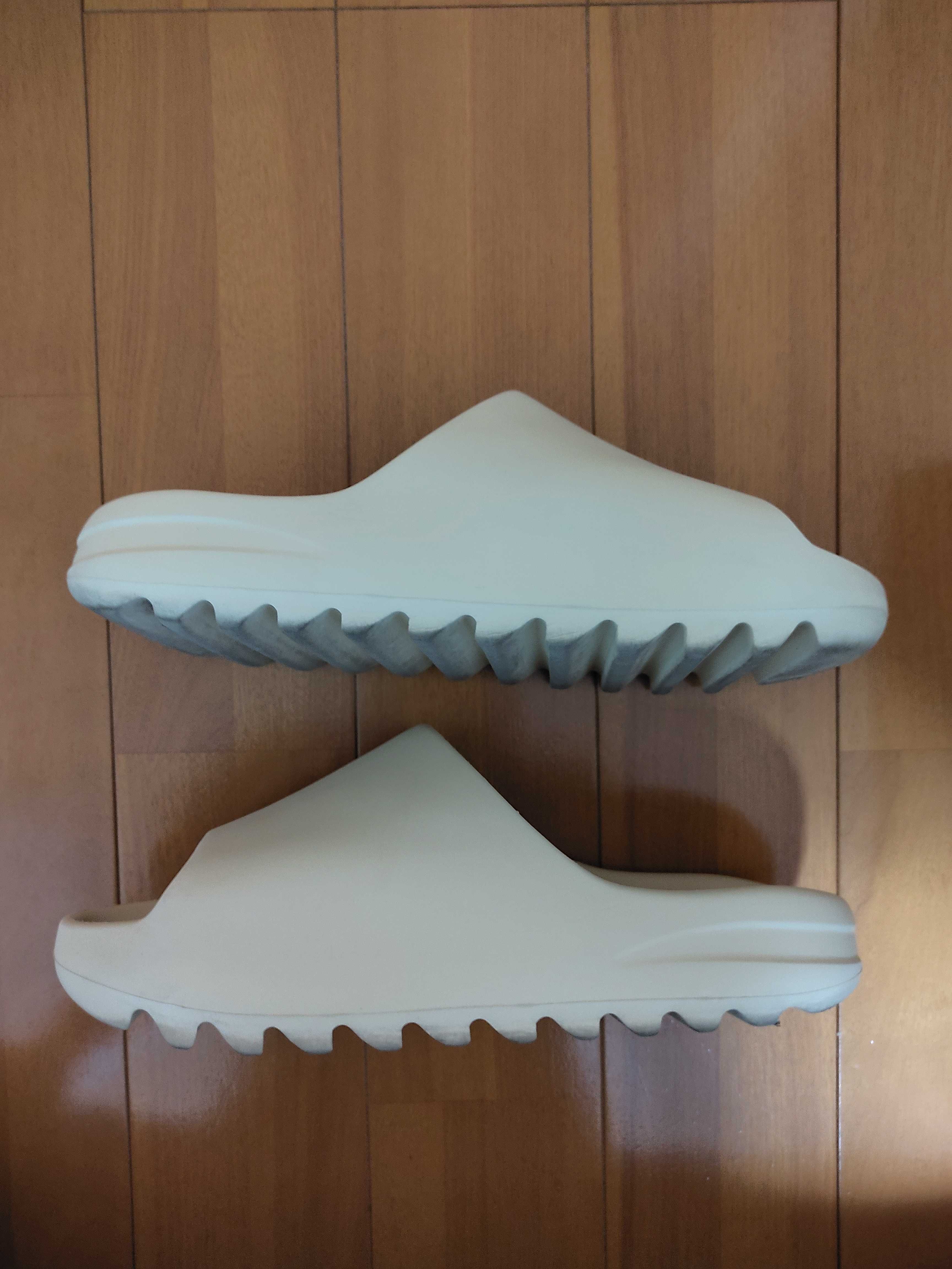 adidas YEEZY Slide "Bone" (FW6345)