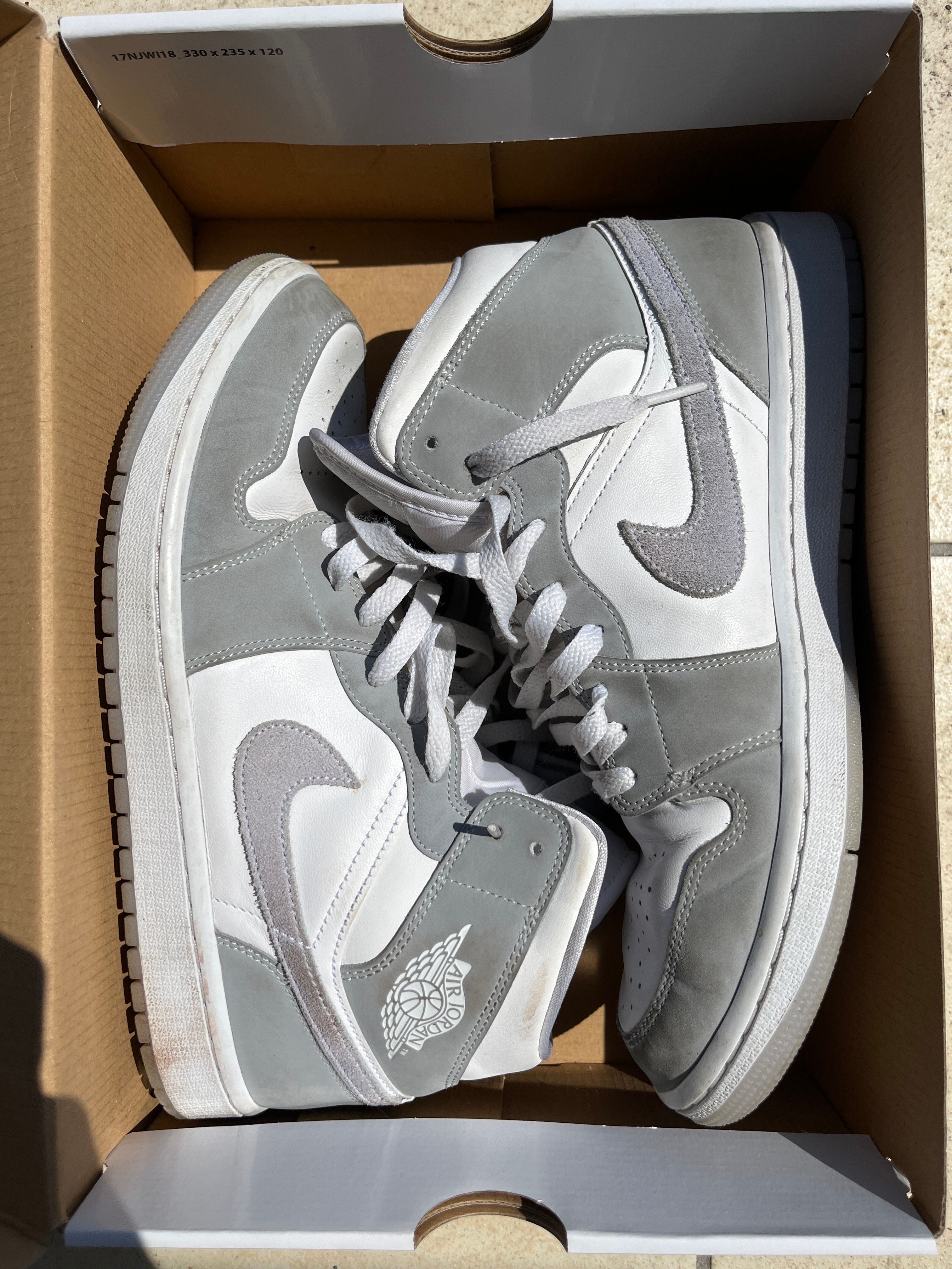 Nike Women's Air Jordan 1 Mid "Wolf Grey"