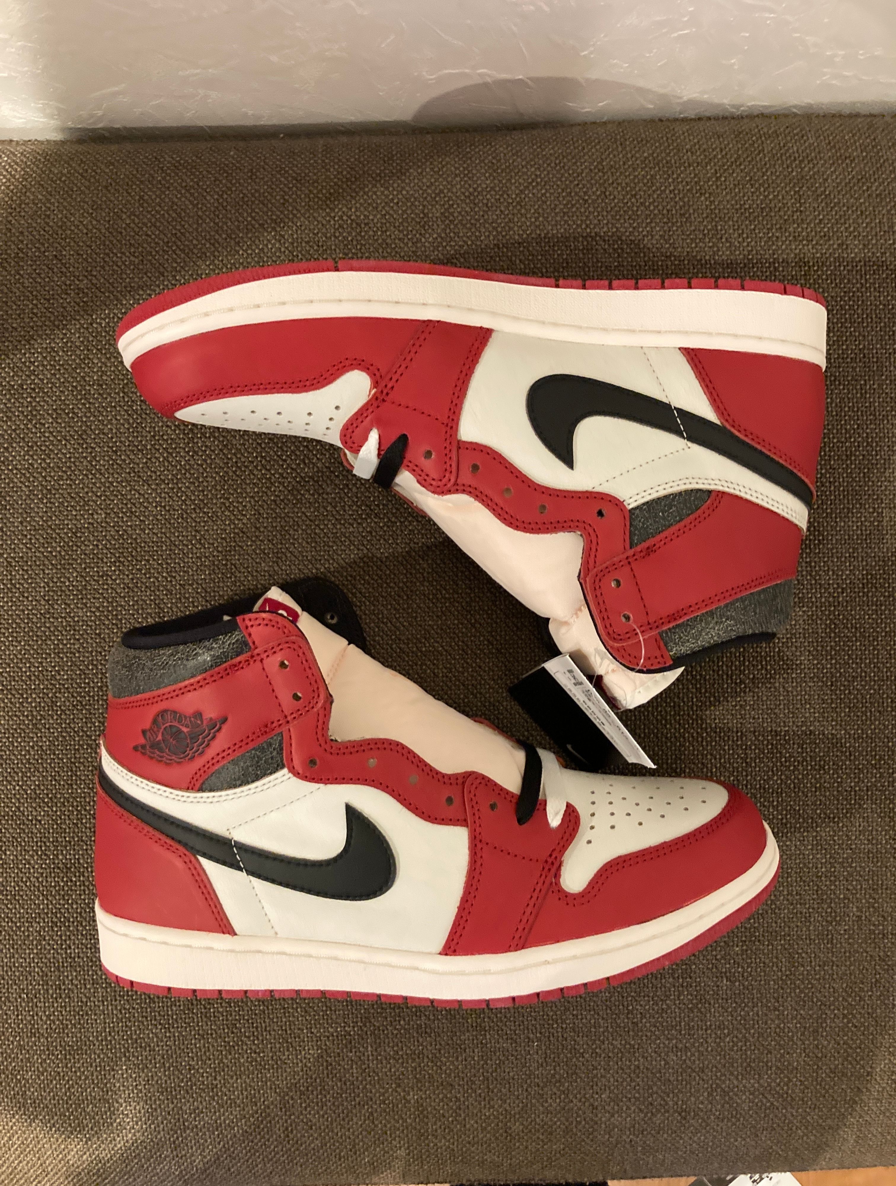 Nike Air Jordan 1 High OG "Lost & Found/Chicago"
