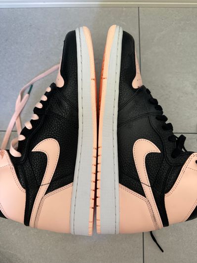 Nike Air Jordan 1 Retro High OG "Crimson Tint"