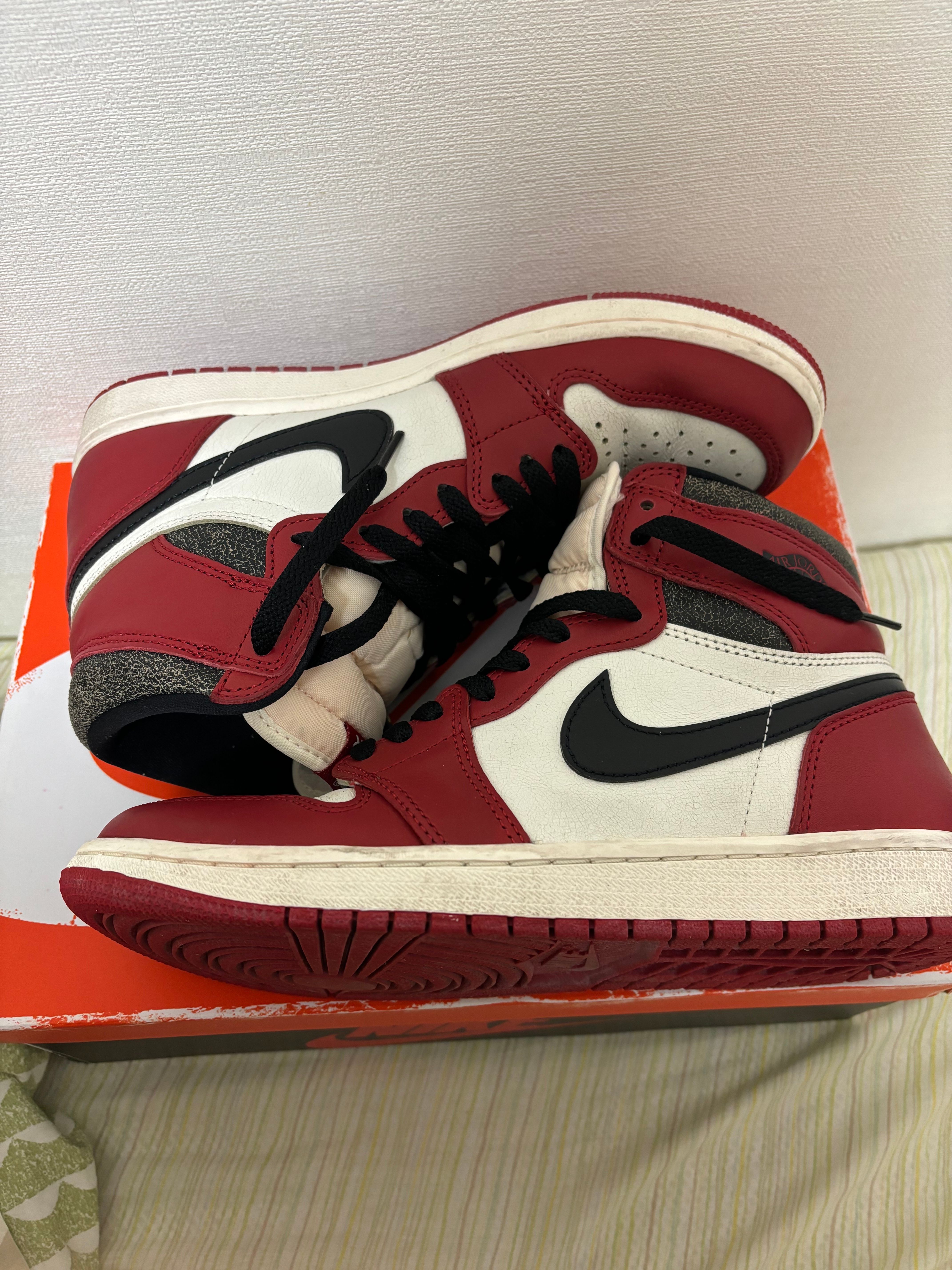 Nike Air Jordan 1 High OG "Lost & Found/Chicago"