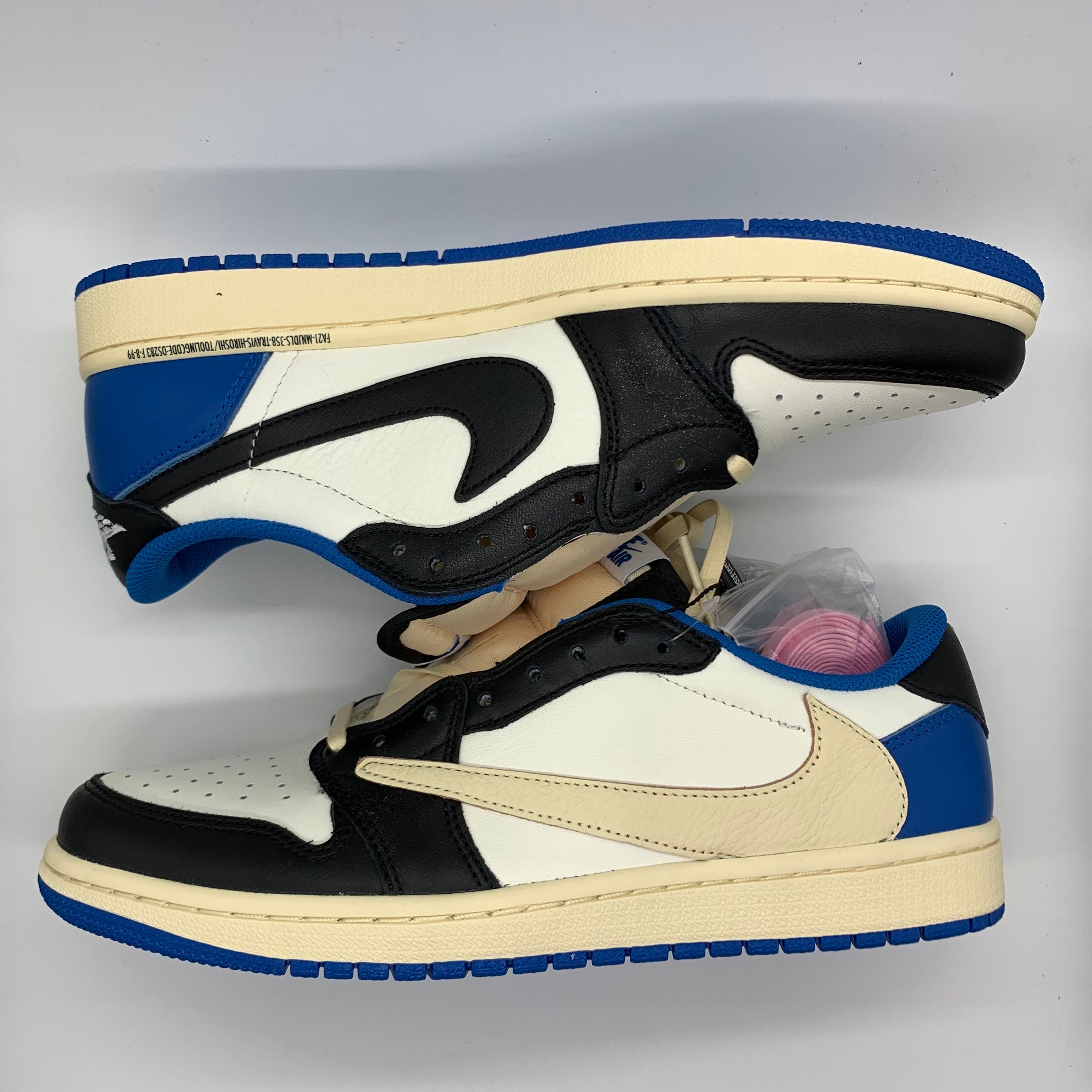 Travis Scott × fragment design × Nike Air Jordan 1 Low OG SP "Military Blue"