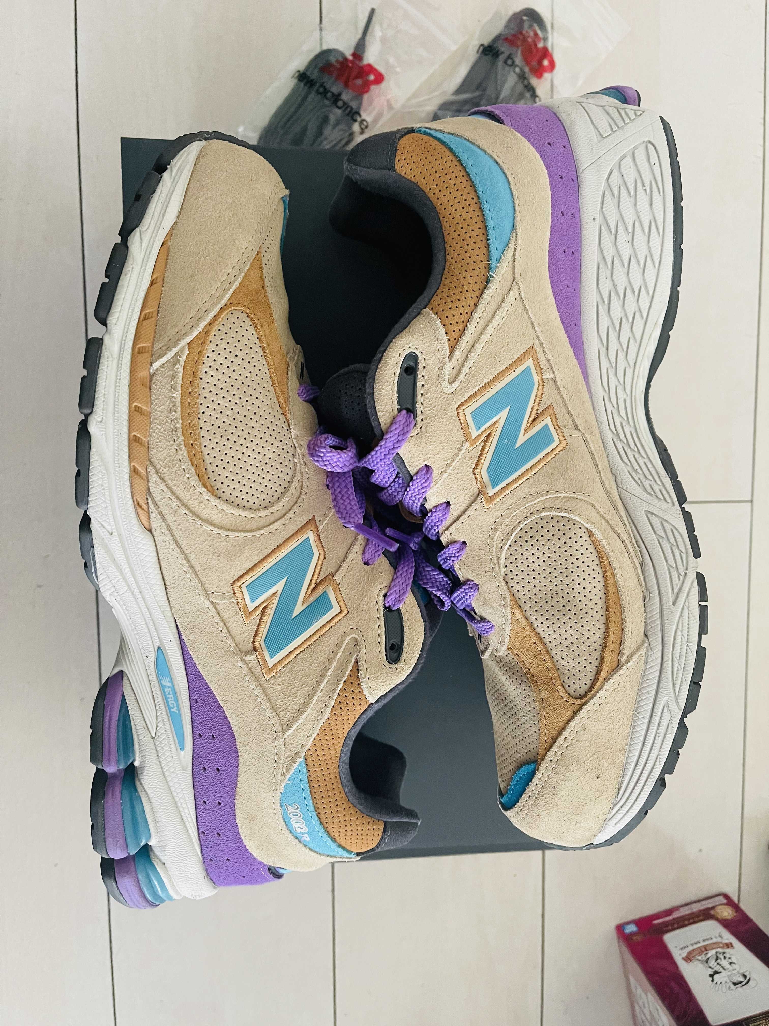 New Balance 2002R "Beige/Purple"