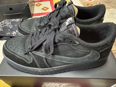 Travis Scott × Nike Air Jordan 1 Low OG SP "Black Phantom"