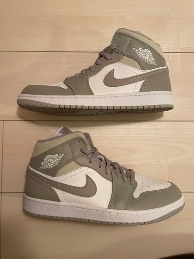 Nike Air Jordan 1 Mid "Linen"