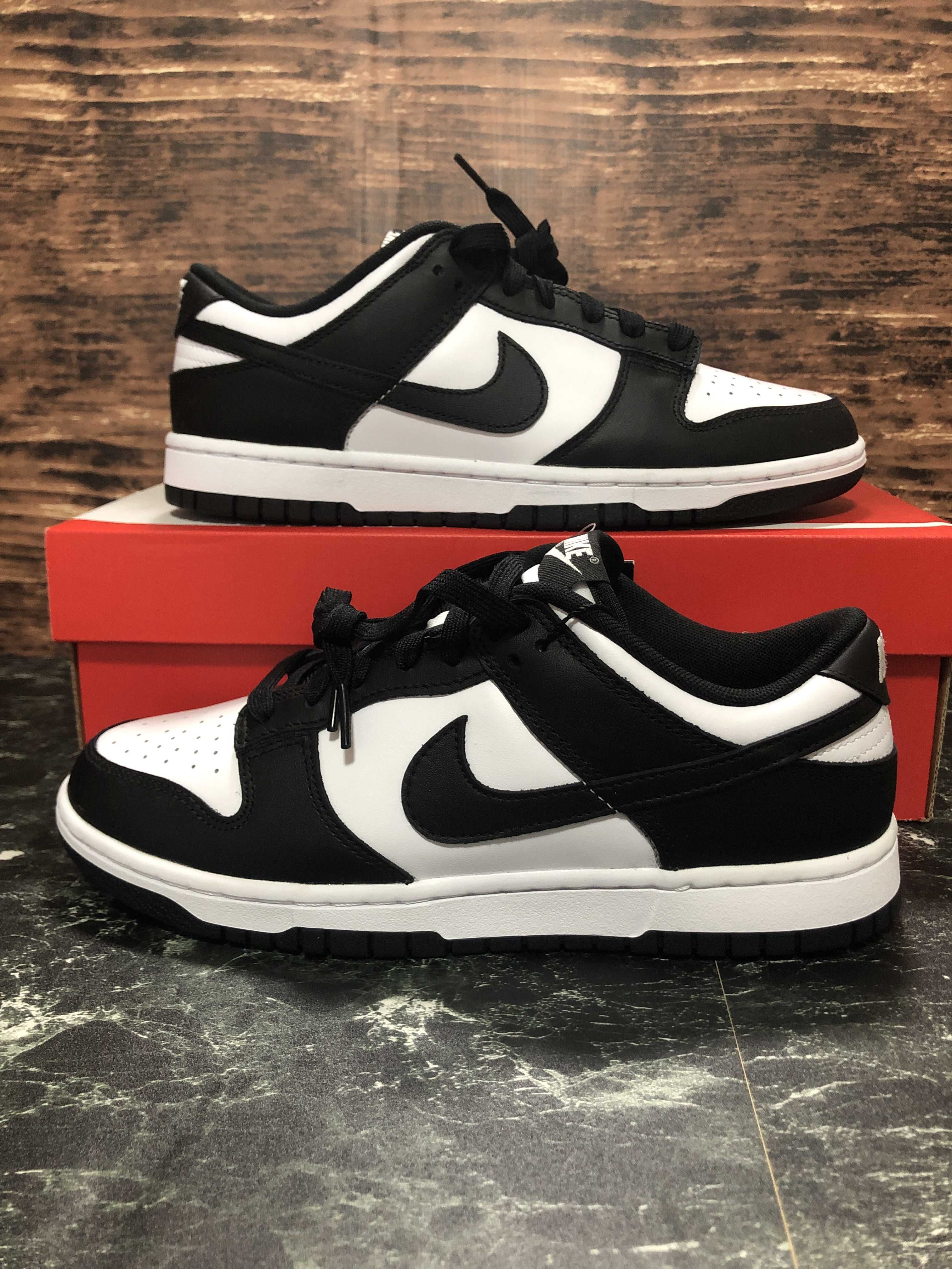 Nike Dunk Low Retro "Panda/White/Black"