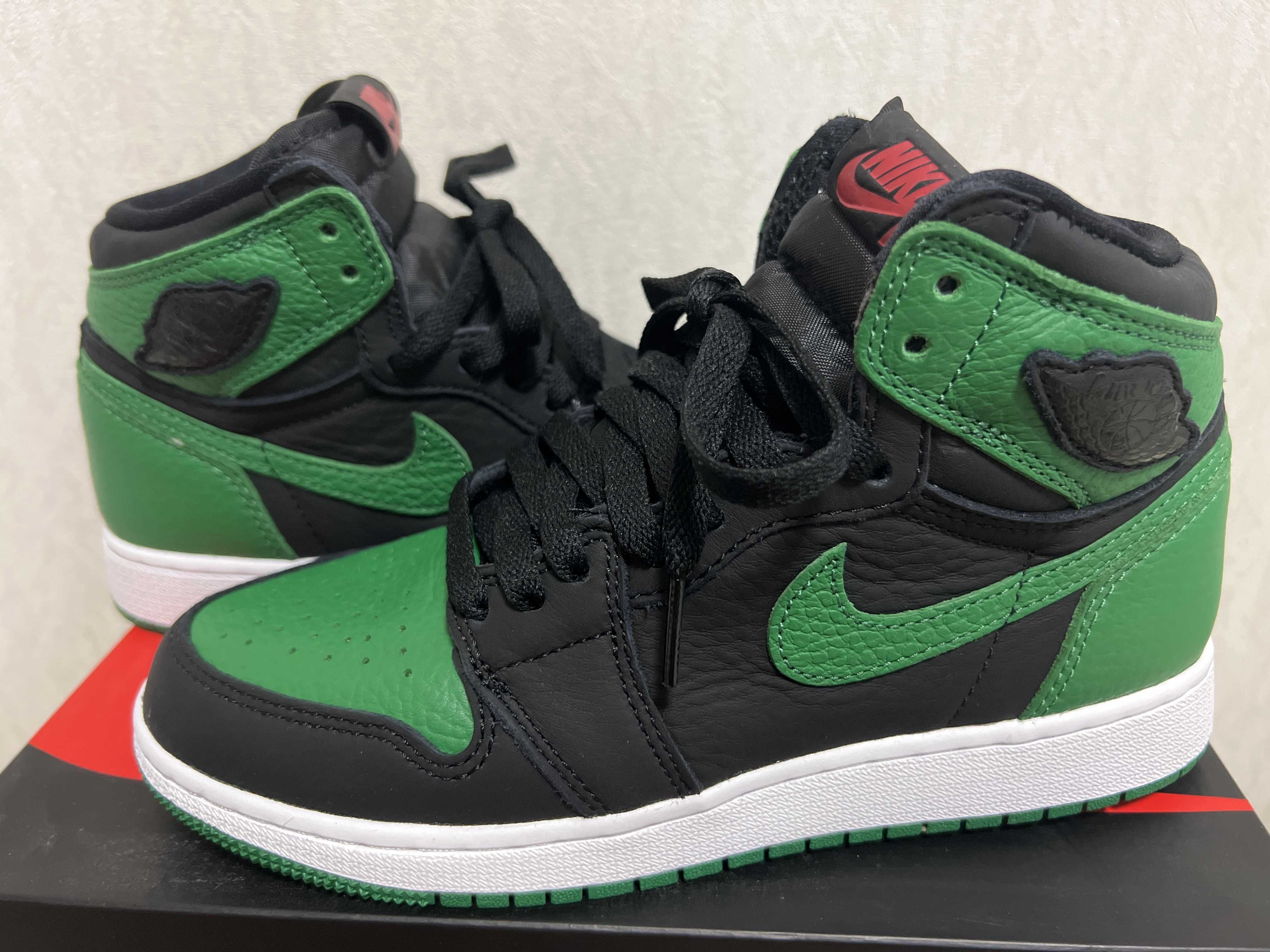 NIKE AIR JORDAN 1 RETRO HIGH OG GS "BLACK/PINE GREEN"