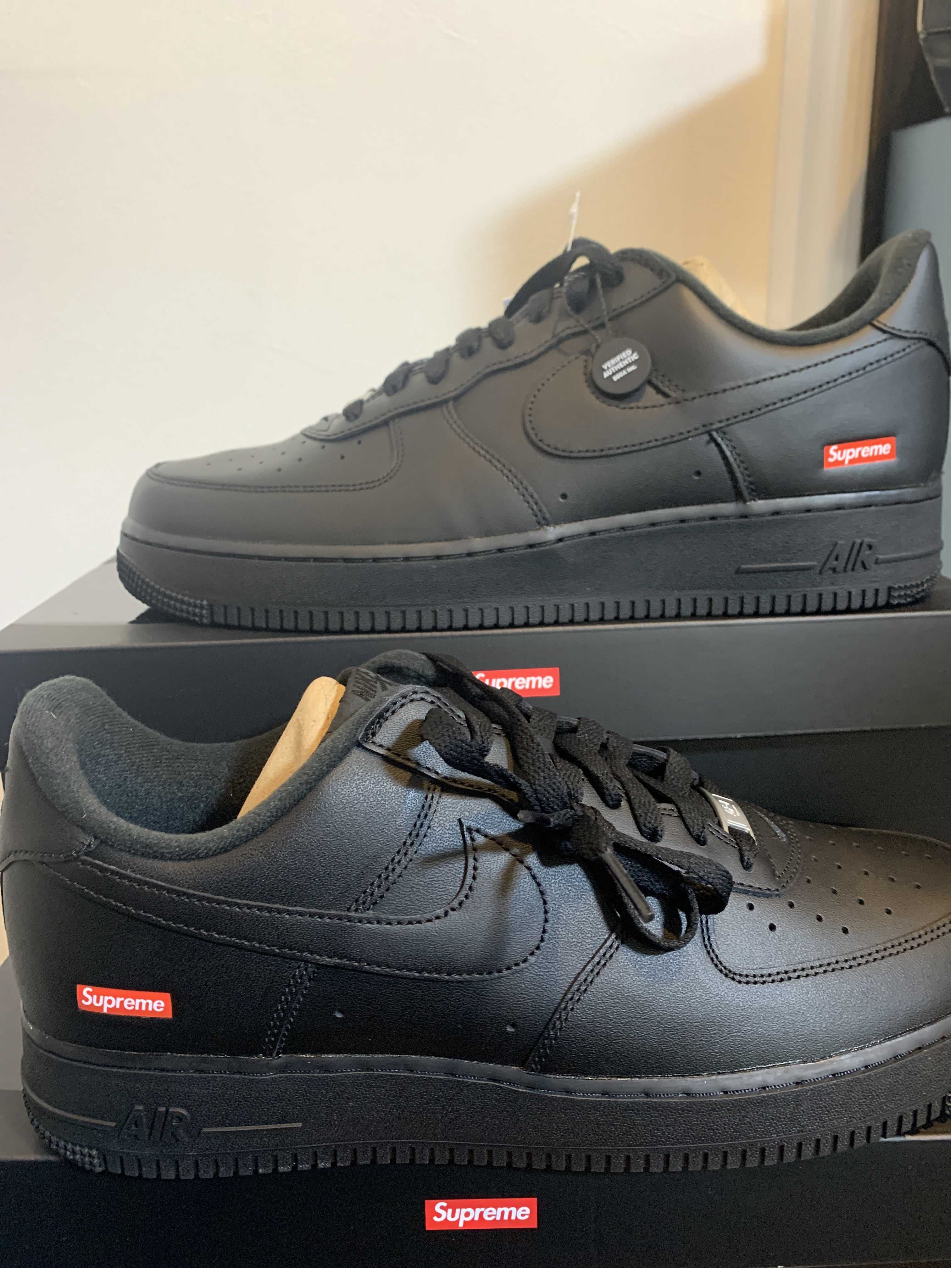 Supreme × Nike Air Force 1 Low "Black"