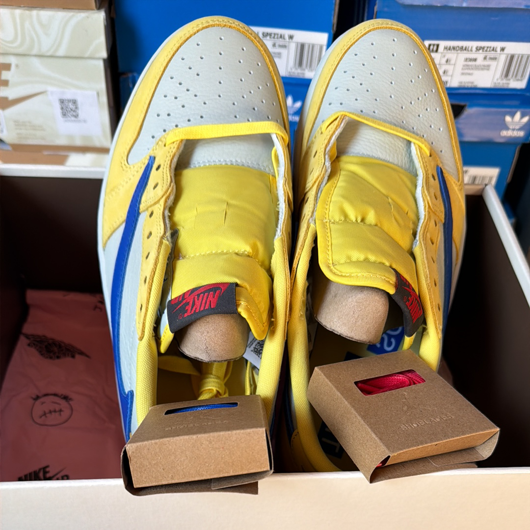 Travis Scott × Nike Women's Air Jordan 1 Retro Low OG "Canary"