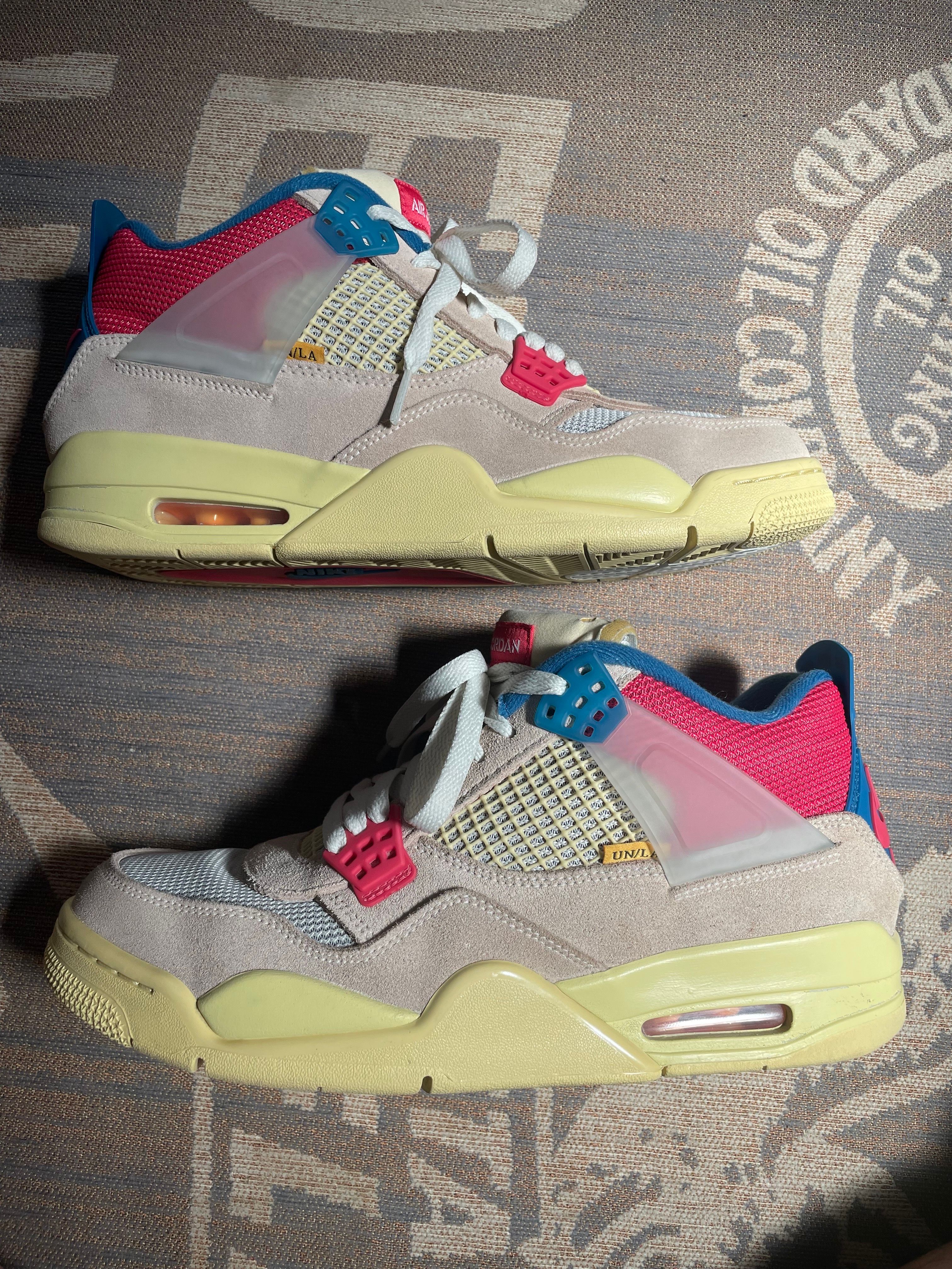 UNION × Nike Air Jordan 4 SP "Guava Ice/Light Fusion Red"