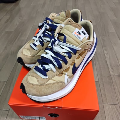 sacai × Nike Vapor Waffle "Sesame and Blue Void"