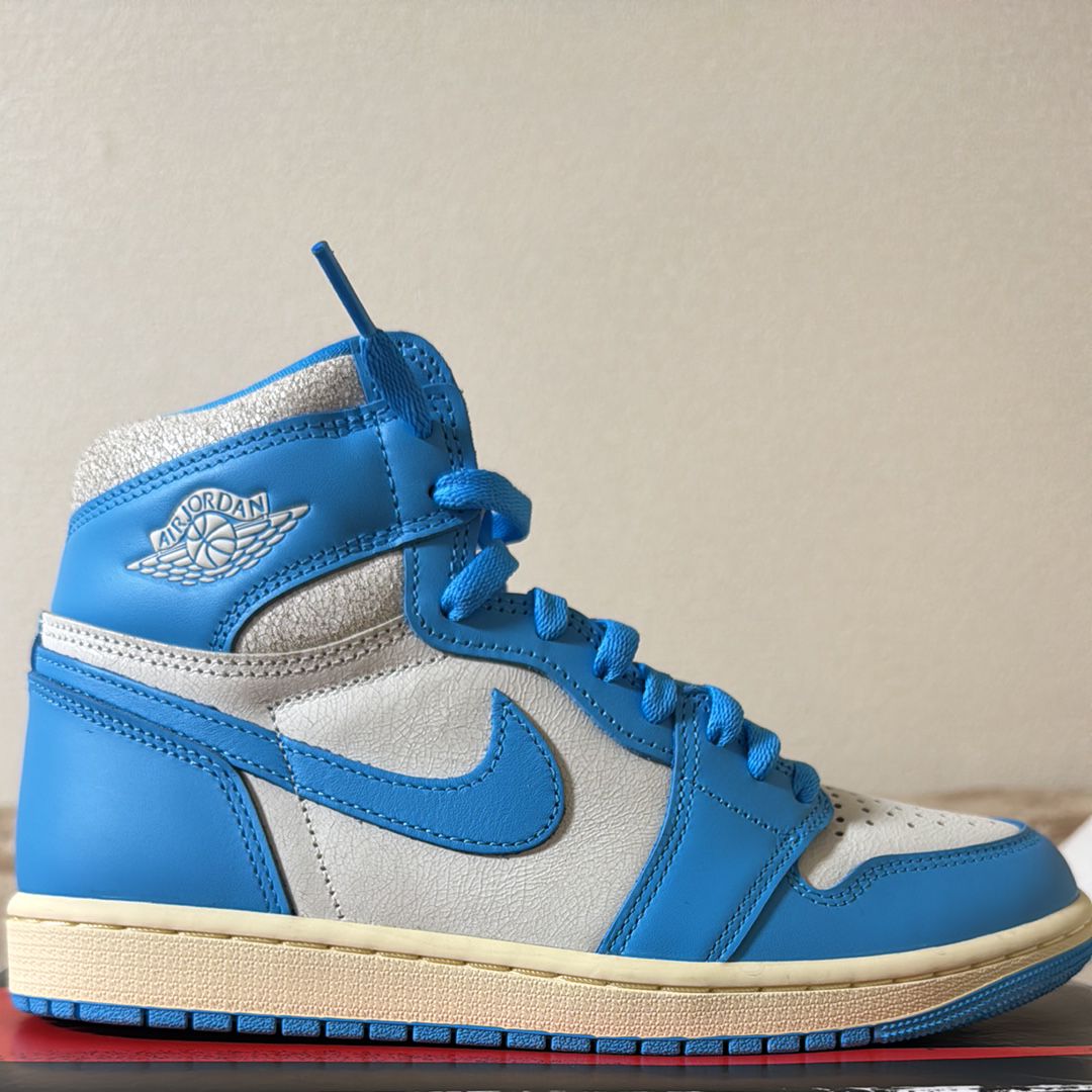 Nike Air Jordan 1 Retro High OG "UNC Reimagined"
